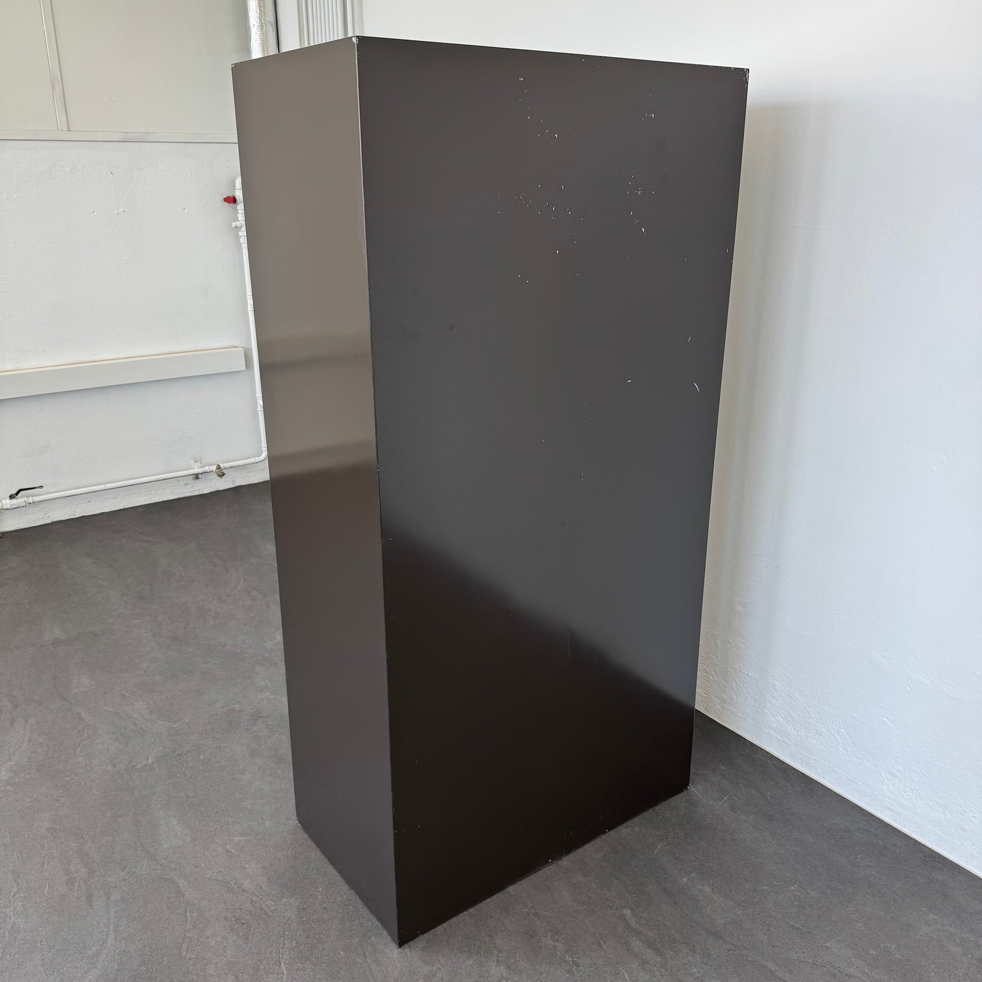 Stalgo Classic Garderobenschrank Ansicht von hinten