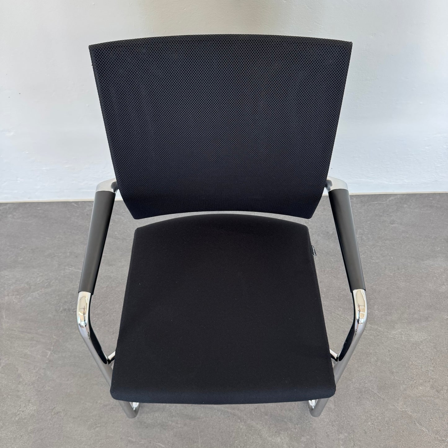 Girsberger Diagon Freischwinger Ansicht von oben