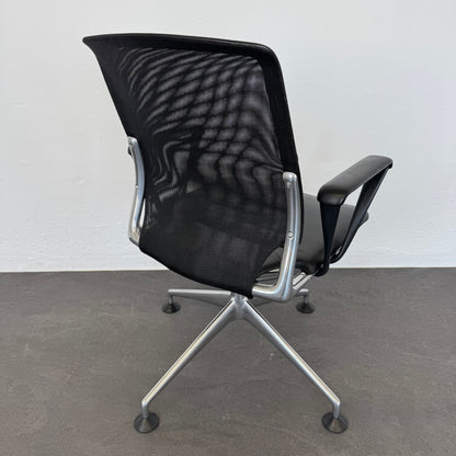 Vitra Meda Chair Sitzungsdrehstuhl mit Netzrücken Schwarz