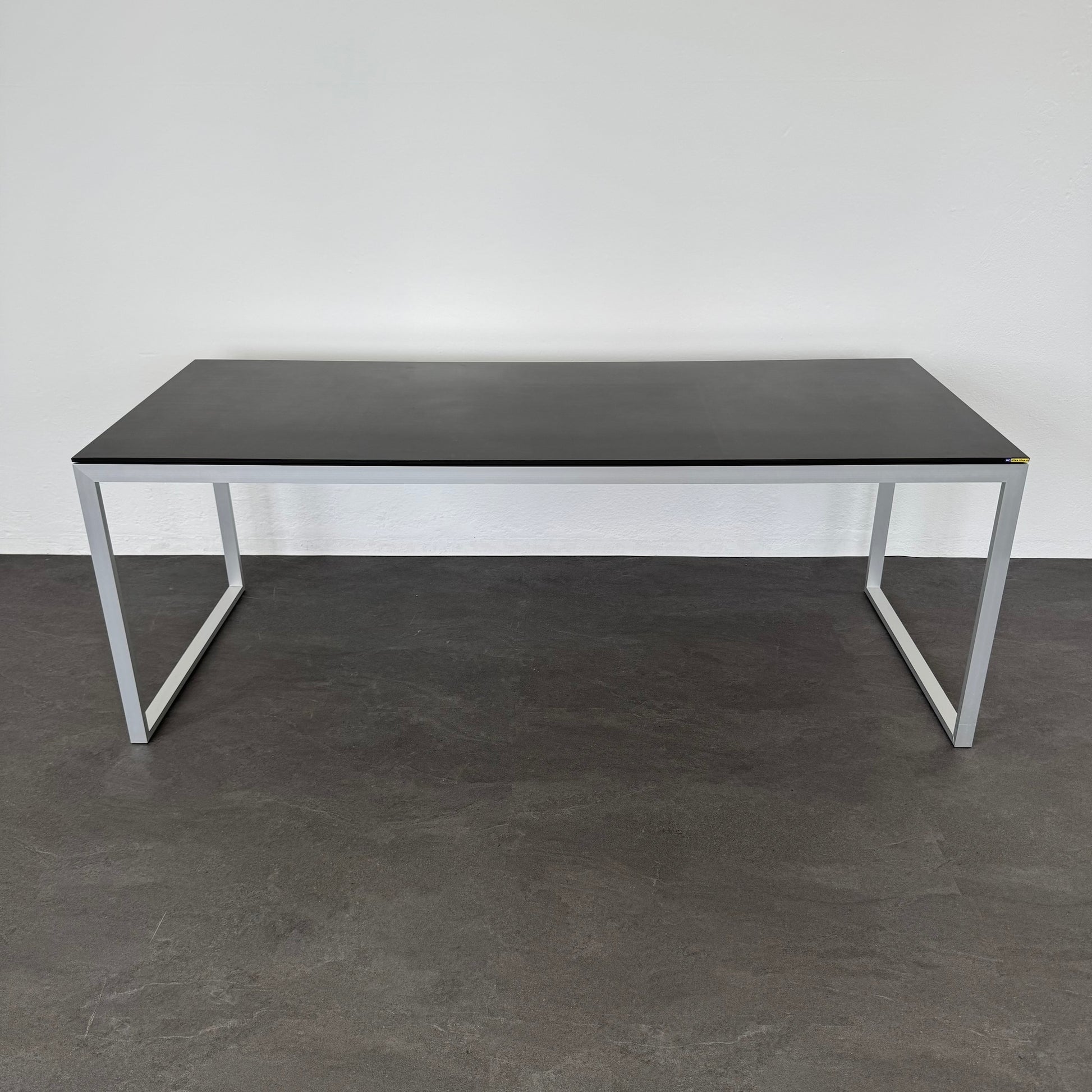 Zemp Z21 Schreibtisch MDF Schwarz gemustert