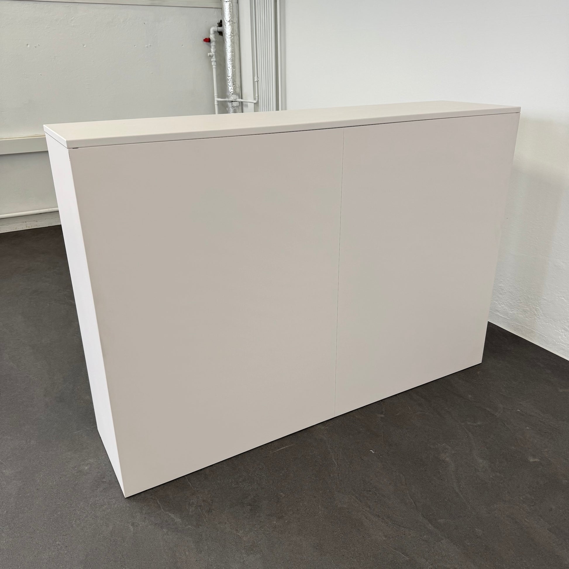 Lista Storage Schiebetür-Aktenschrank Ansicht von hinten