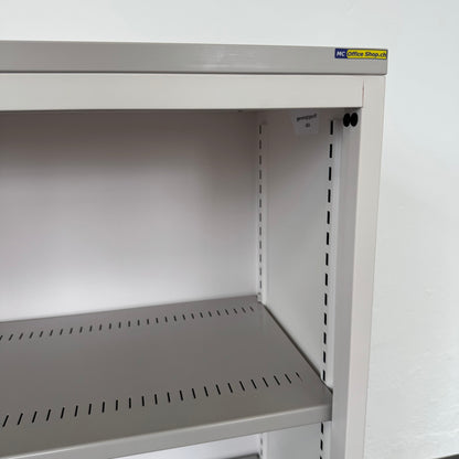 Lista Storage Schiebetür-Aktenschrank Detailfoto Fachboden