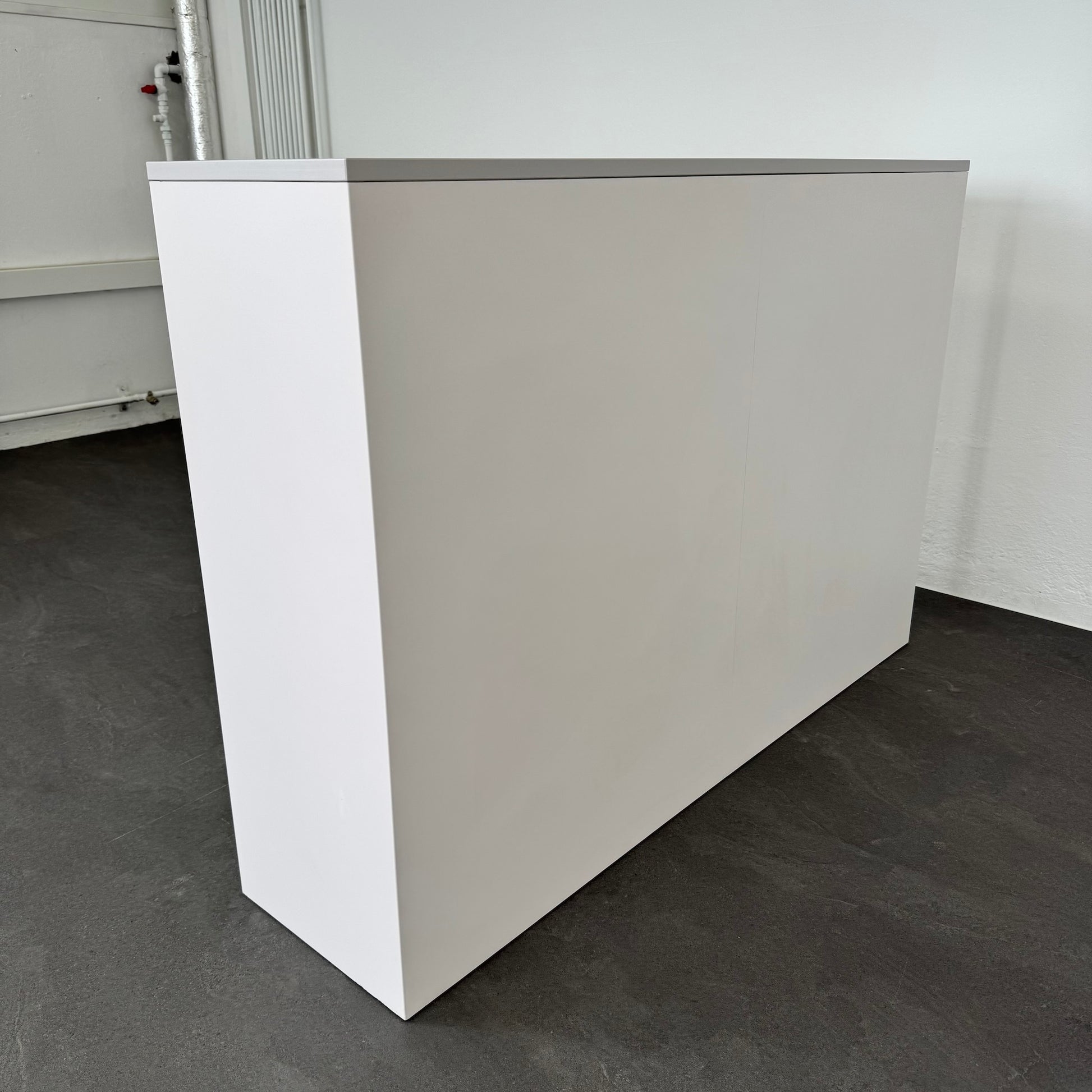Lista Storage Schiebetür-Aktenschrank Ansicht von der Seite