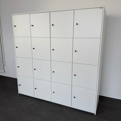 Palmberg Prisma 2 Lockerschrank von rechts