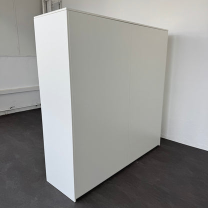 Palmberg Prisma 2 Lockerschrank seitliche Ansicht