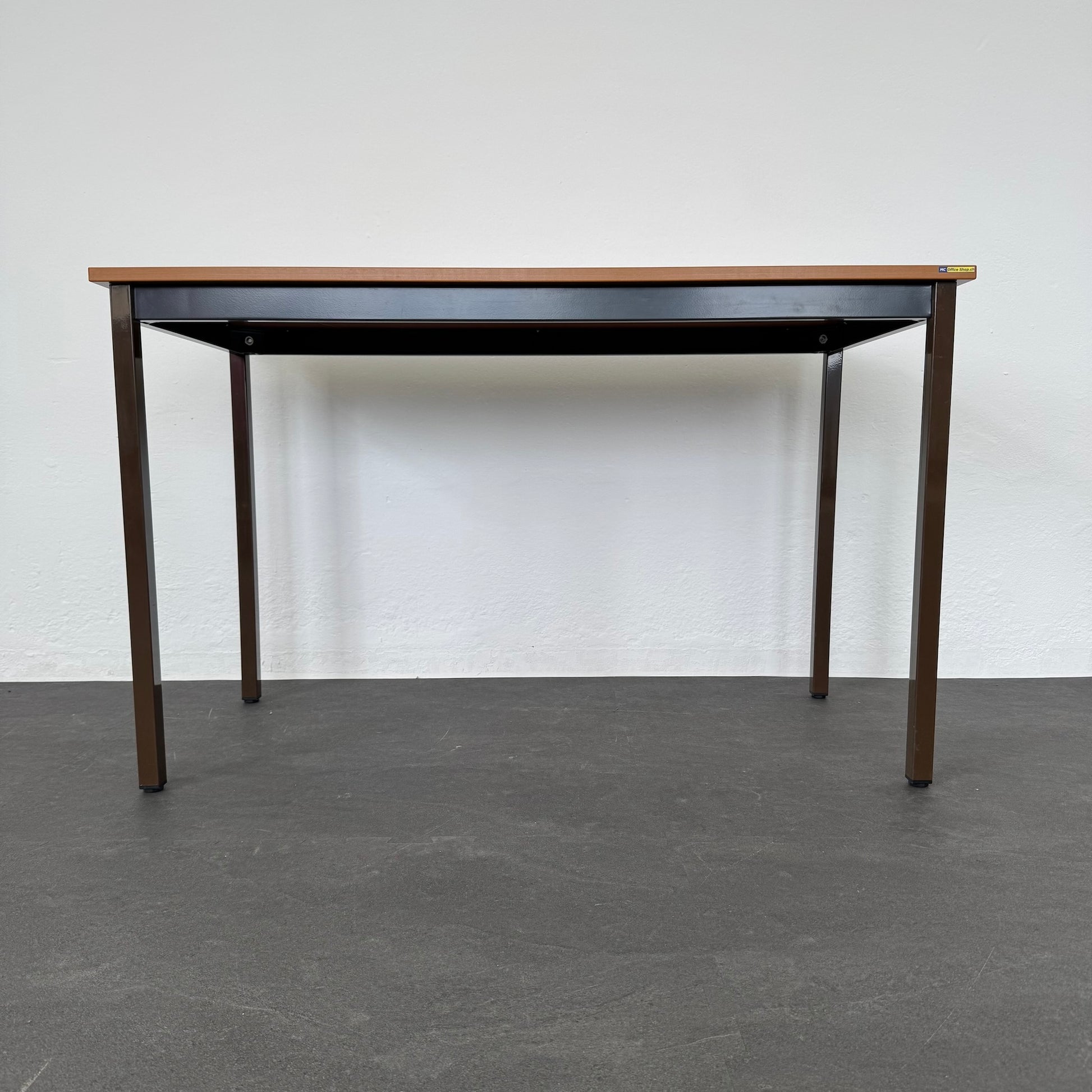 Büro Fürrer Basic Beistelltisch mit Gestell Metall Braun