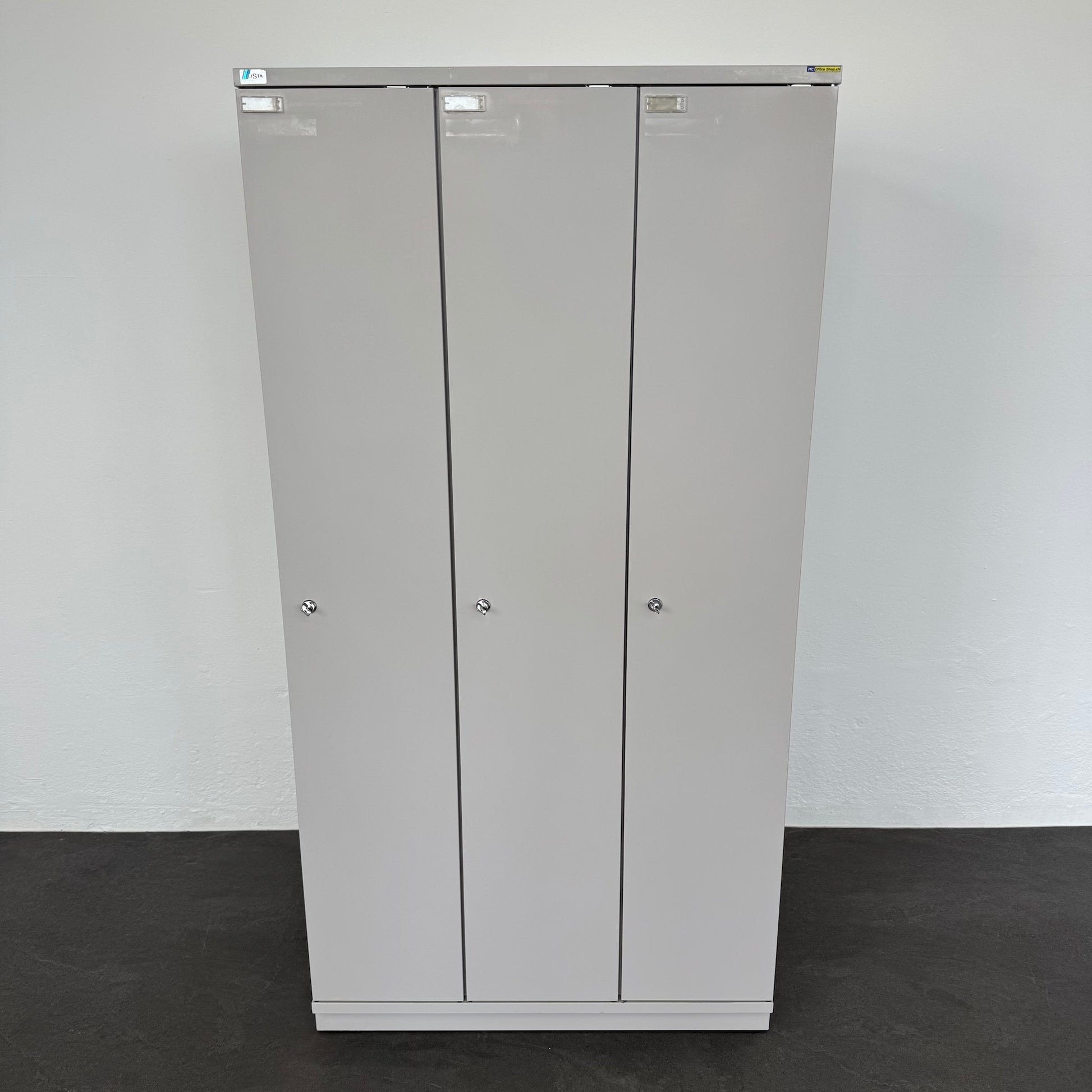 Lista Classic Garderobenschrank aus Metall Lichtgrau