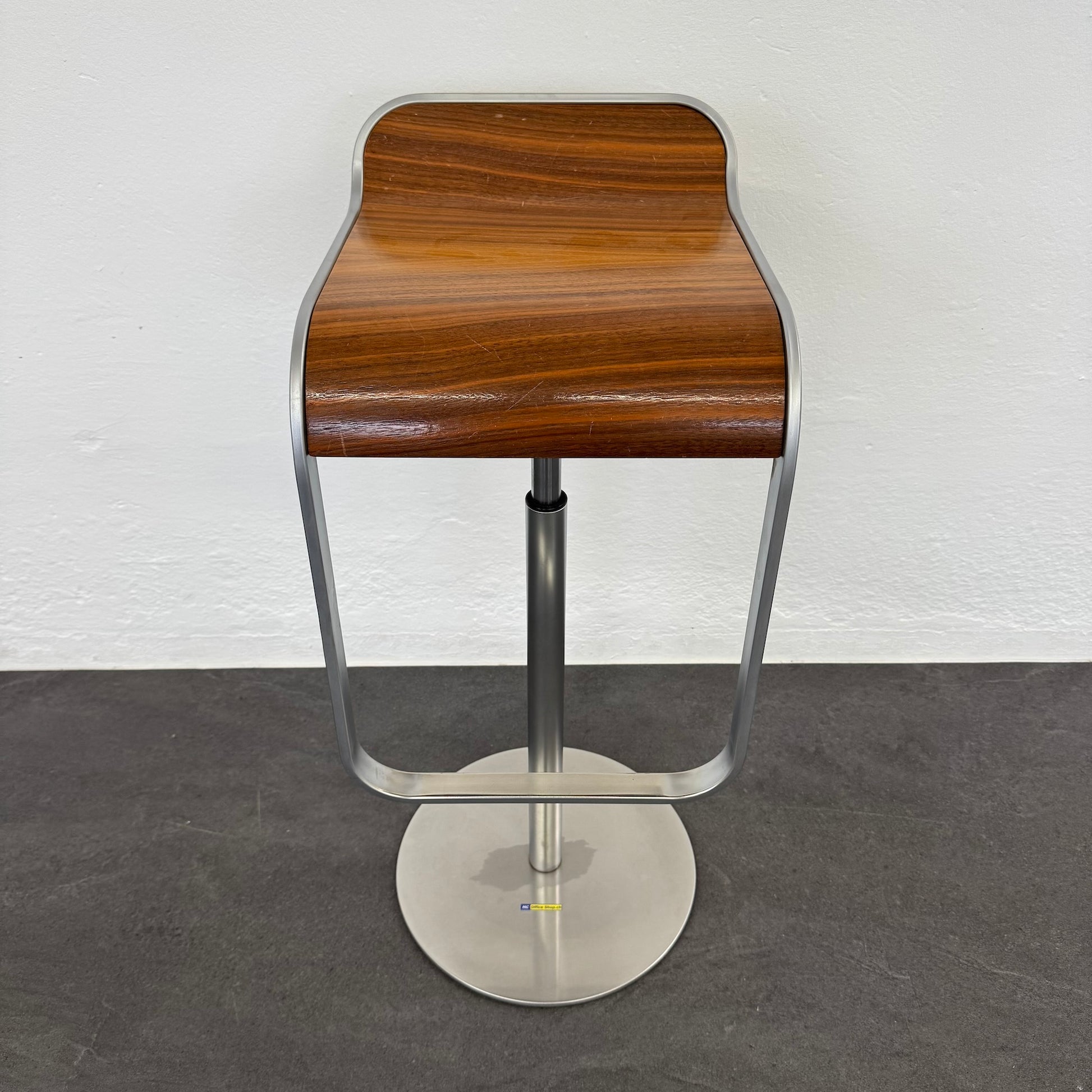 lapalma Lem S80 Barhocker aus Holz Nussbaum