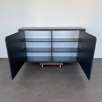 Zemp Z21 Flügeltür-Sideboard Front offen