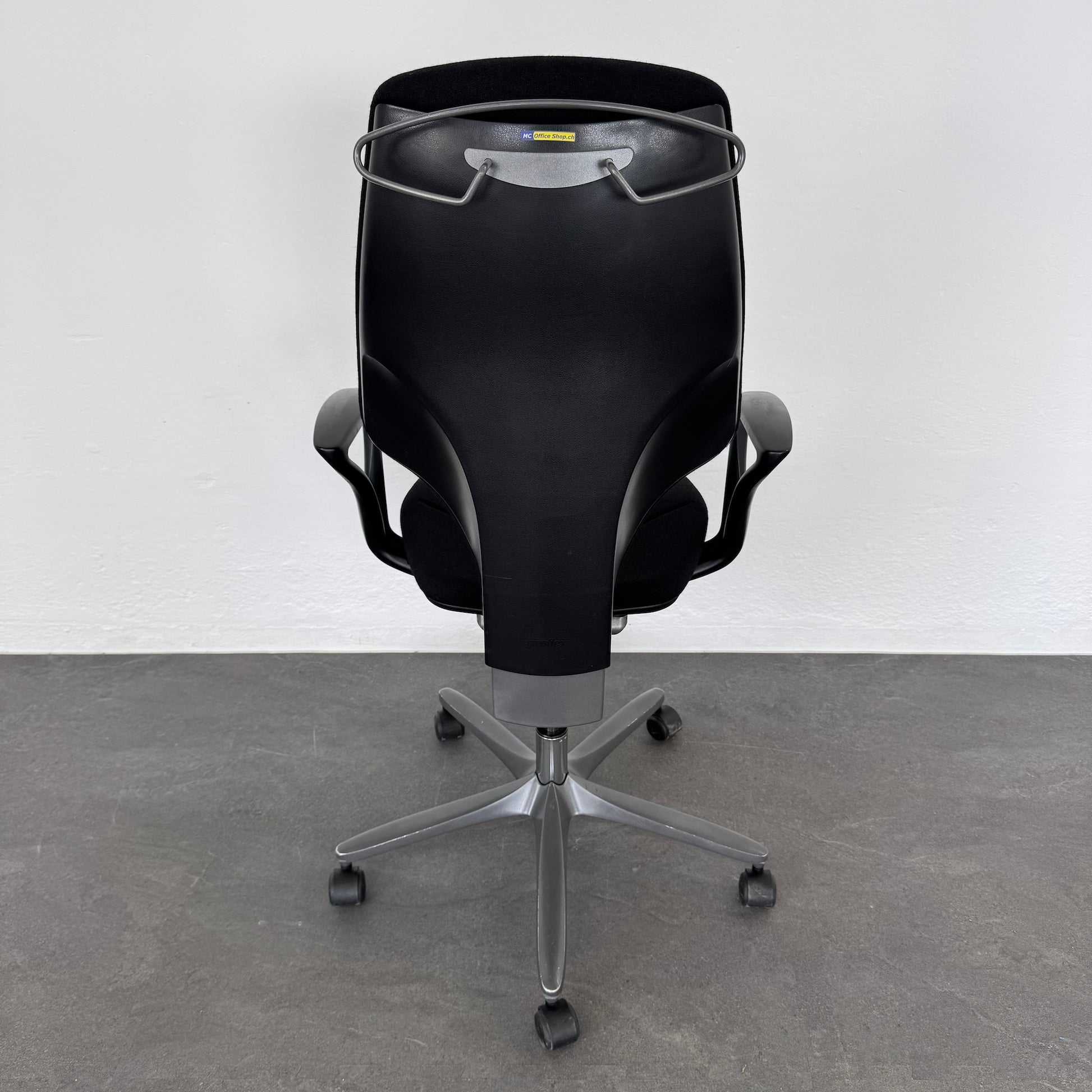 Giroflex G64 Bürodrehstuhl mit Höhenlift