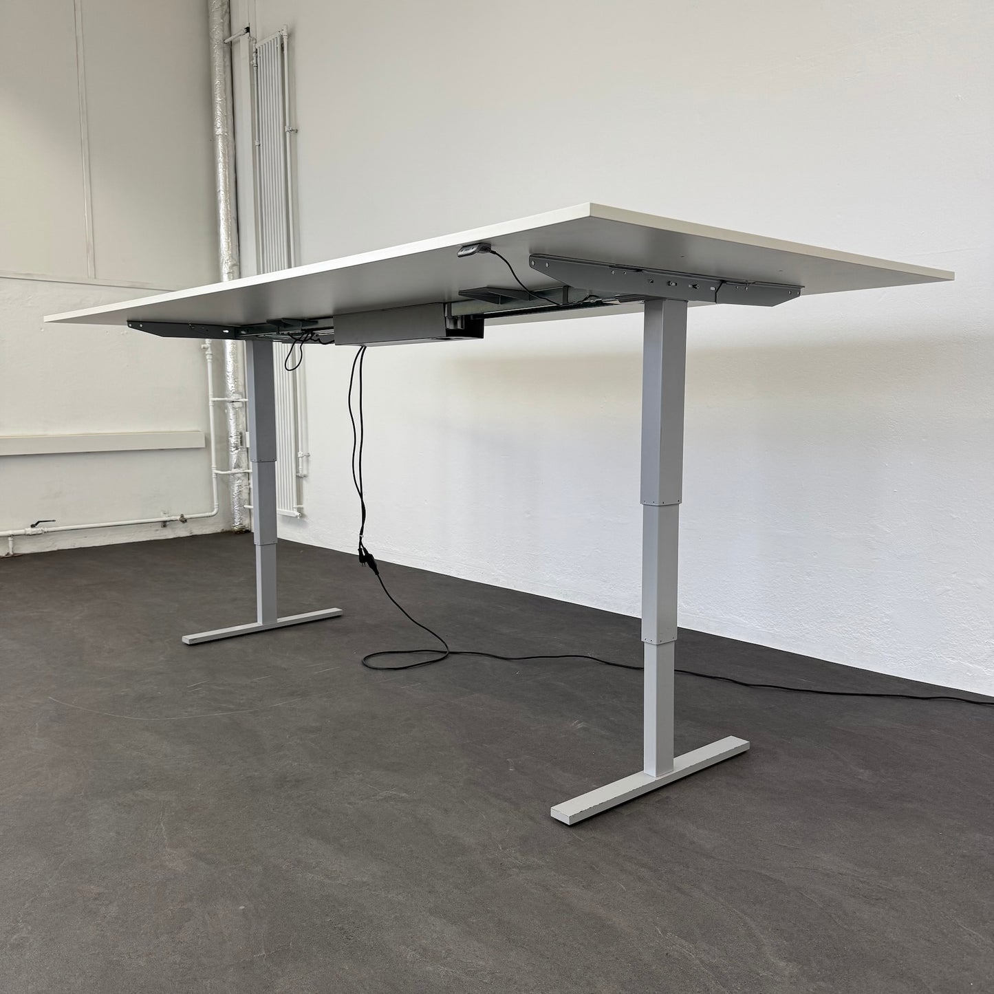 Denz AERO FLEX Sitz-Steh Sitzungstisch 670x1270mm