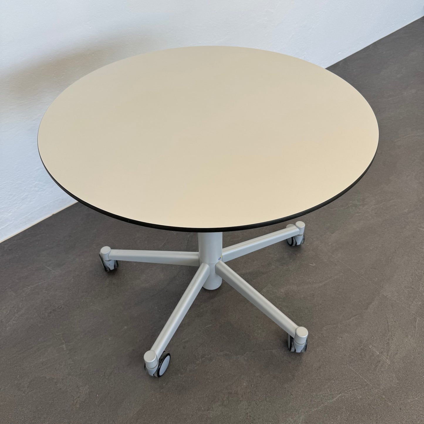 Lista Office Choice Sitz-Steh-Besprechungstisch mit Gestell Metall silbergrau