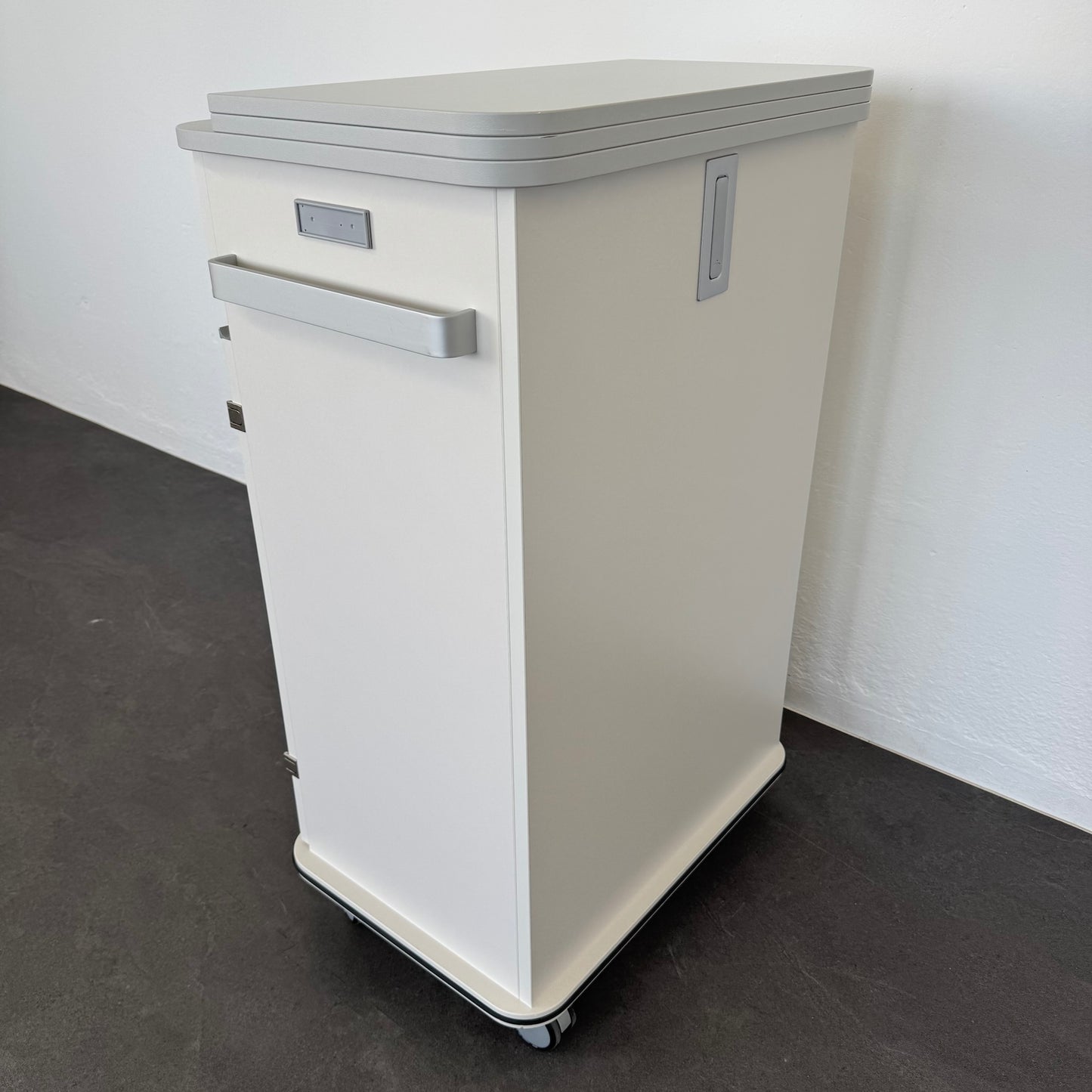 Haworth New City Maxi Caddy Ansicht von hinten