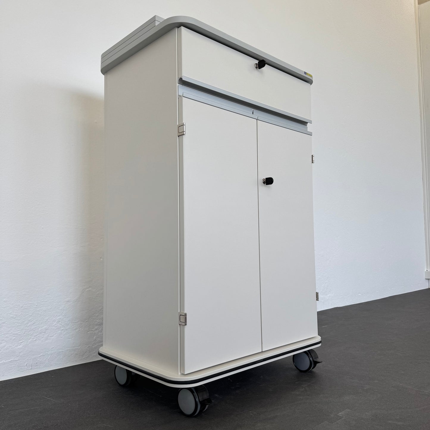 Haworth New City Maxi Caddy Ansicht von unten