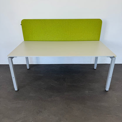 Ergodata Line Desk Schreibtisch Spanplatte Lichtgrau mit Buzzi Desk Trennwand - 6038238