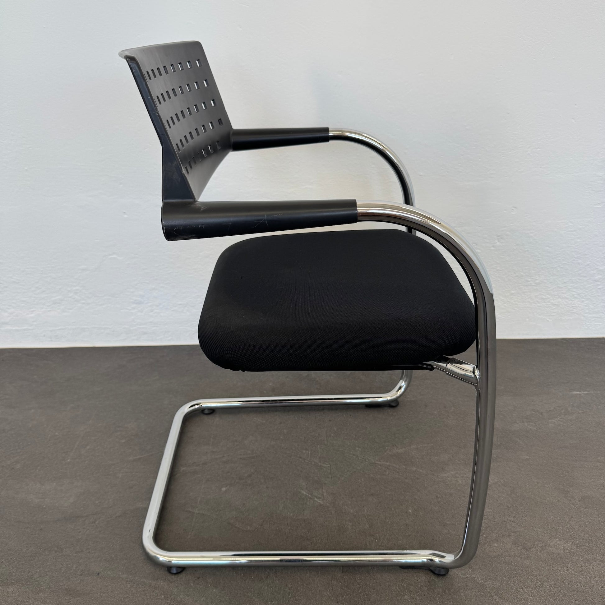 Vitra Visavis Freischwinger mit Gestell Metall Chrom