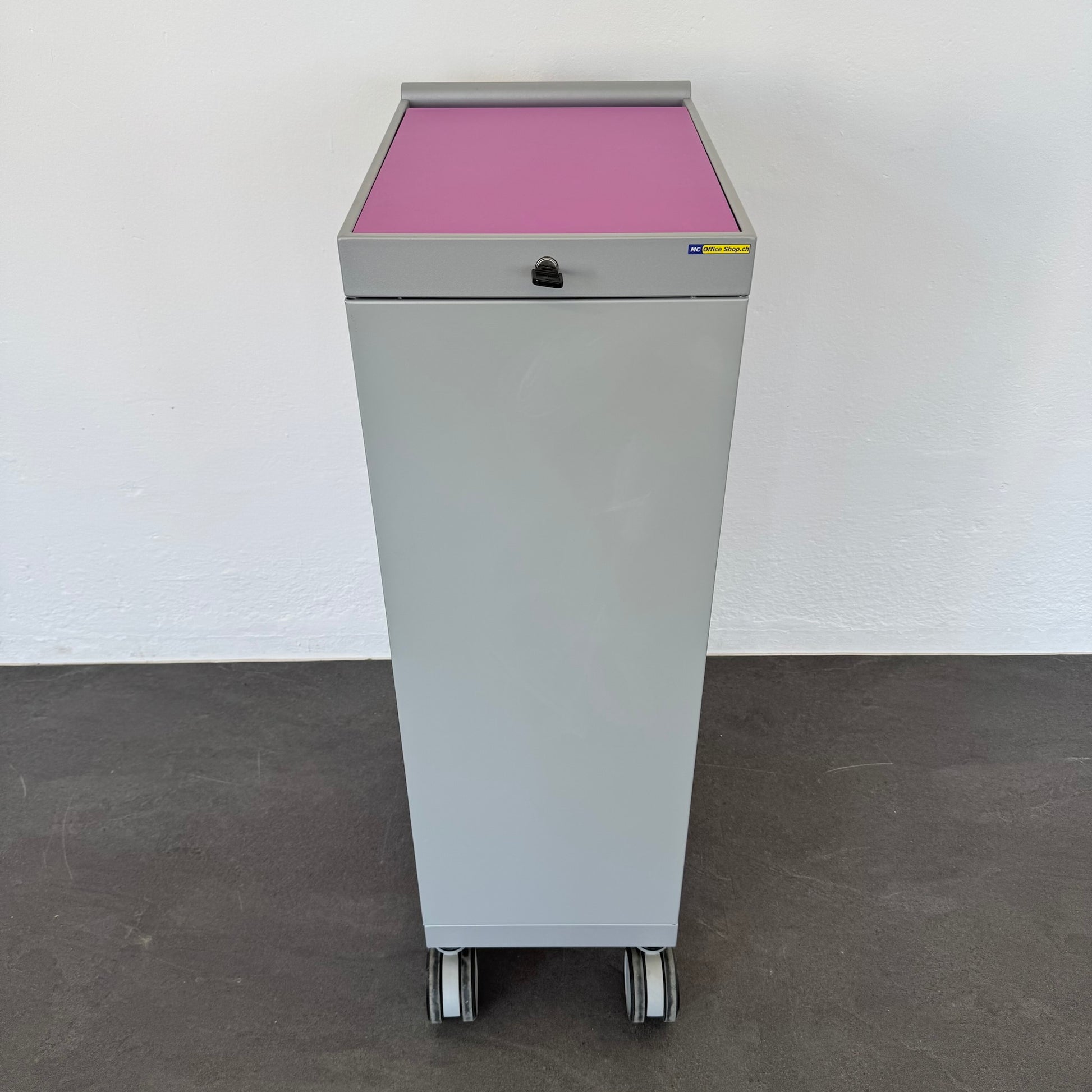 Denz D3 Roll-Caddy in Silbergrau und Pink