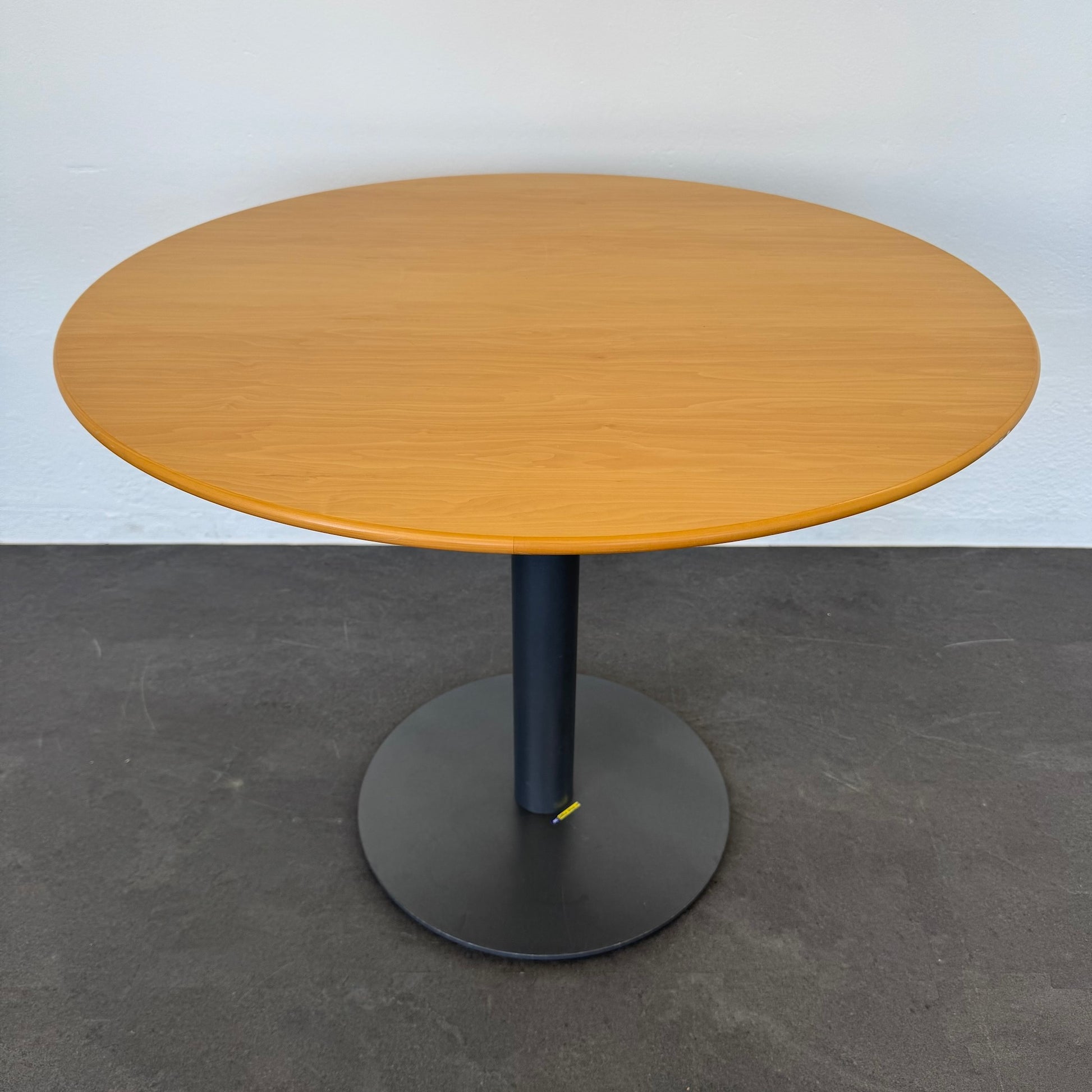 Ergodata System Desk Sitzungstisch MDF Buchenfurnier
