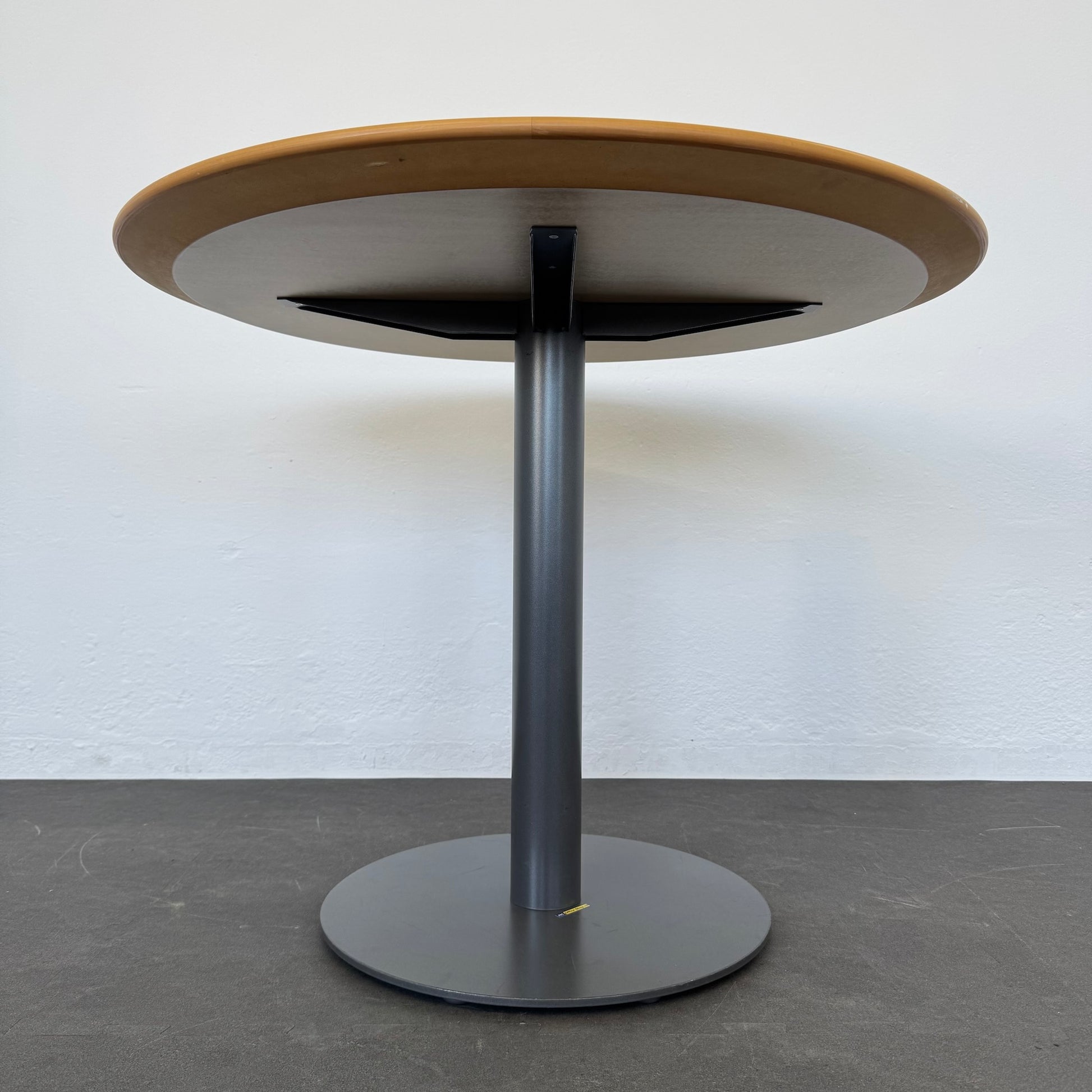 Ergodata System Desk Sitzungstisch  von unten