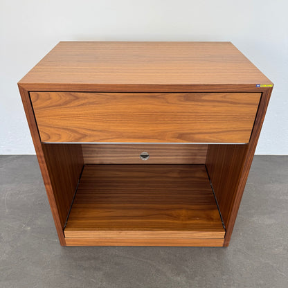 Top Design Exclusiv Sideboard aus Spanplatte mit Nussbaumfurnier