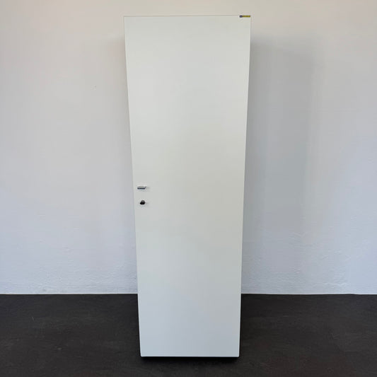 König + Neurath ACTA Classic Flügeltür-Aktenschrank 600mm breit geschlossen