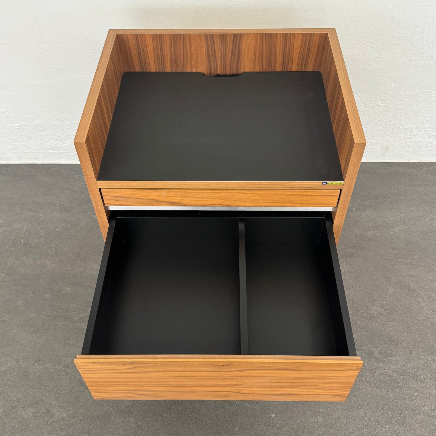 Top Design Exclusiv Sideboard obere Schublade offen