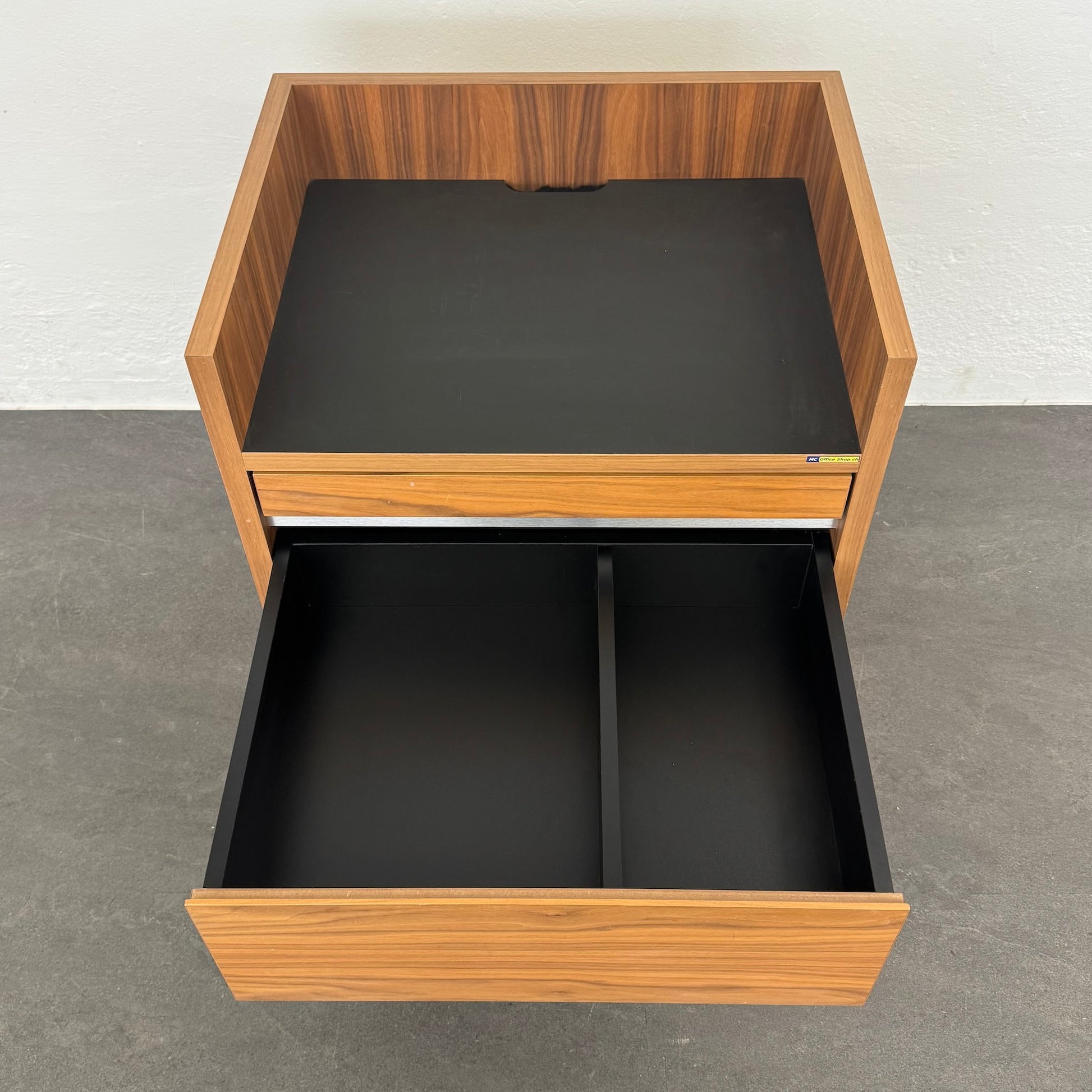Top Design Exclusiv Sideboard obere Schublade offen