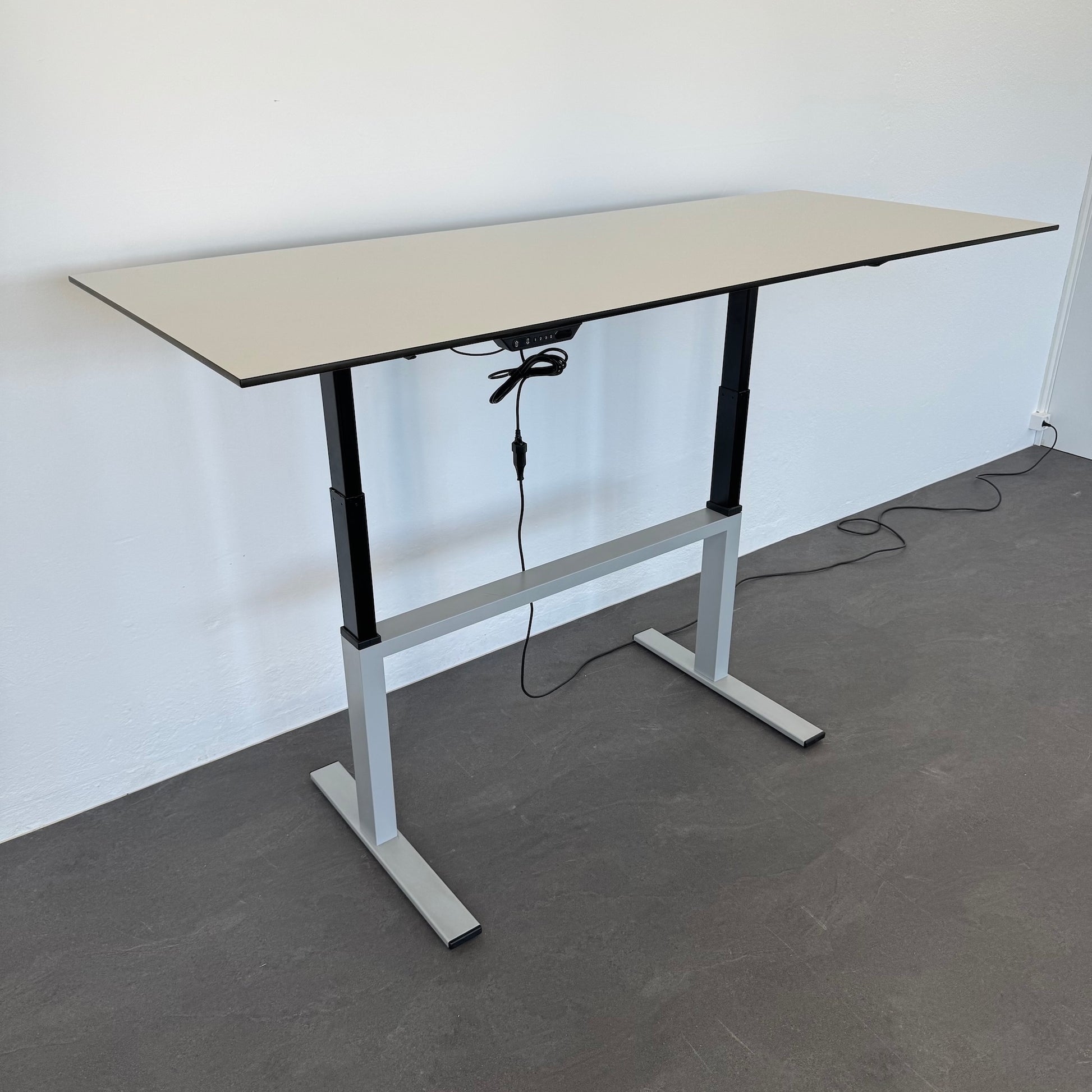 Lista Office LO Choice Sitz-Steh-Schreibtisch mit Gestell Silbergrau