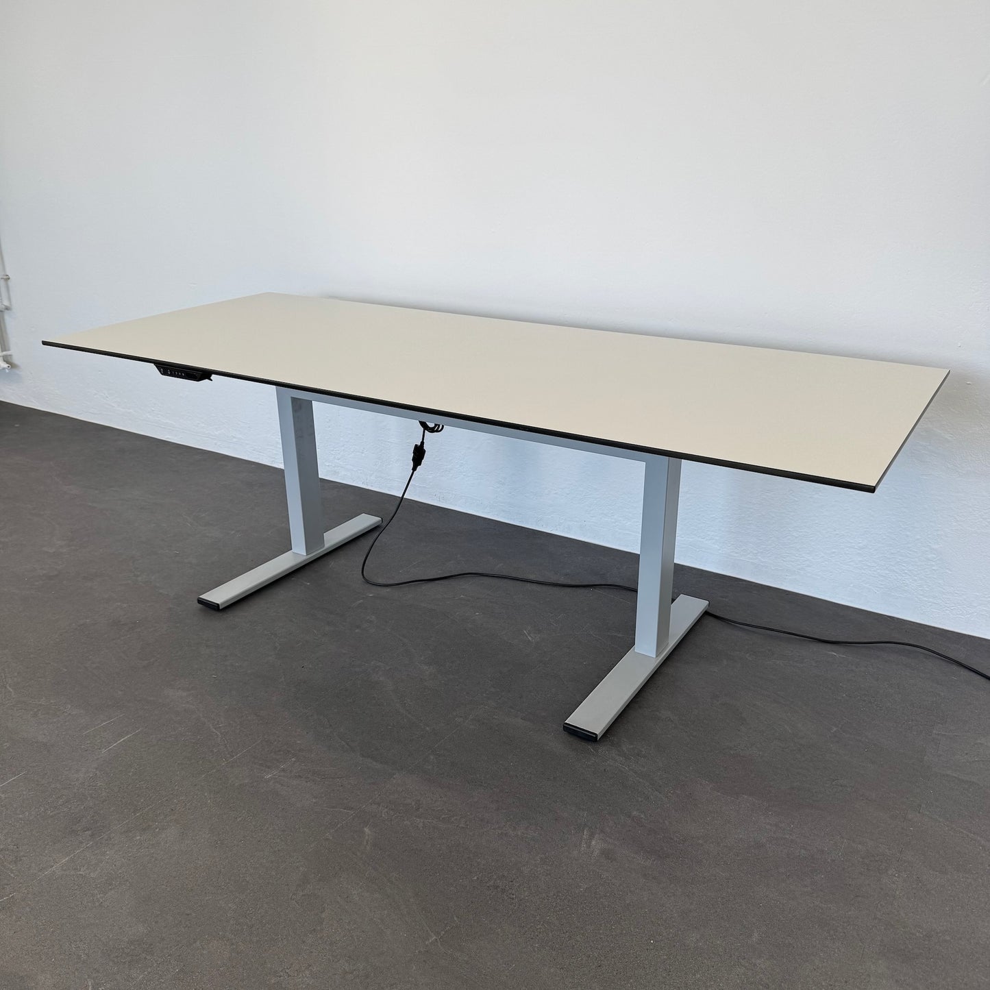 Lista Office LO Choice Sitz-Steh-Schreibtisch Ansicht von oben
