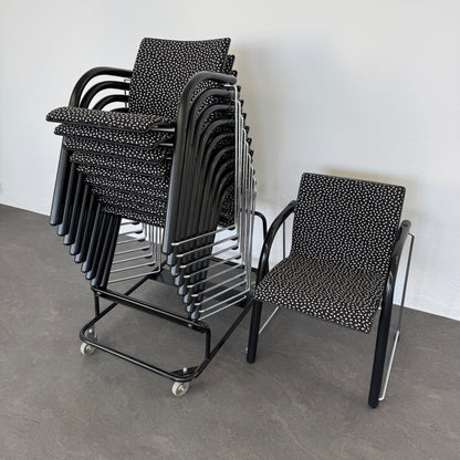 Thonet S 320 P Polsterstuhl mit Transportwagen