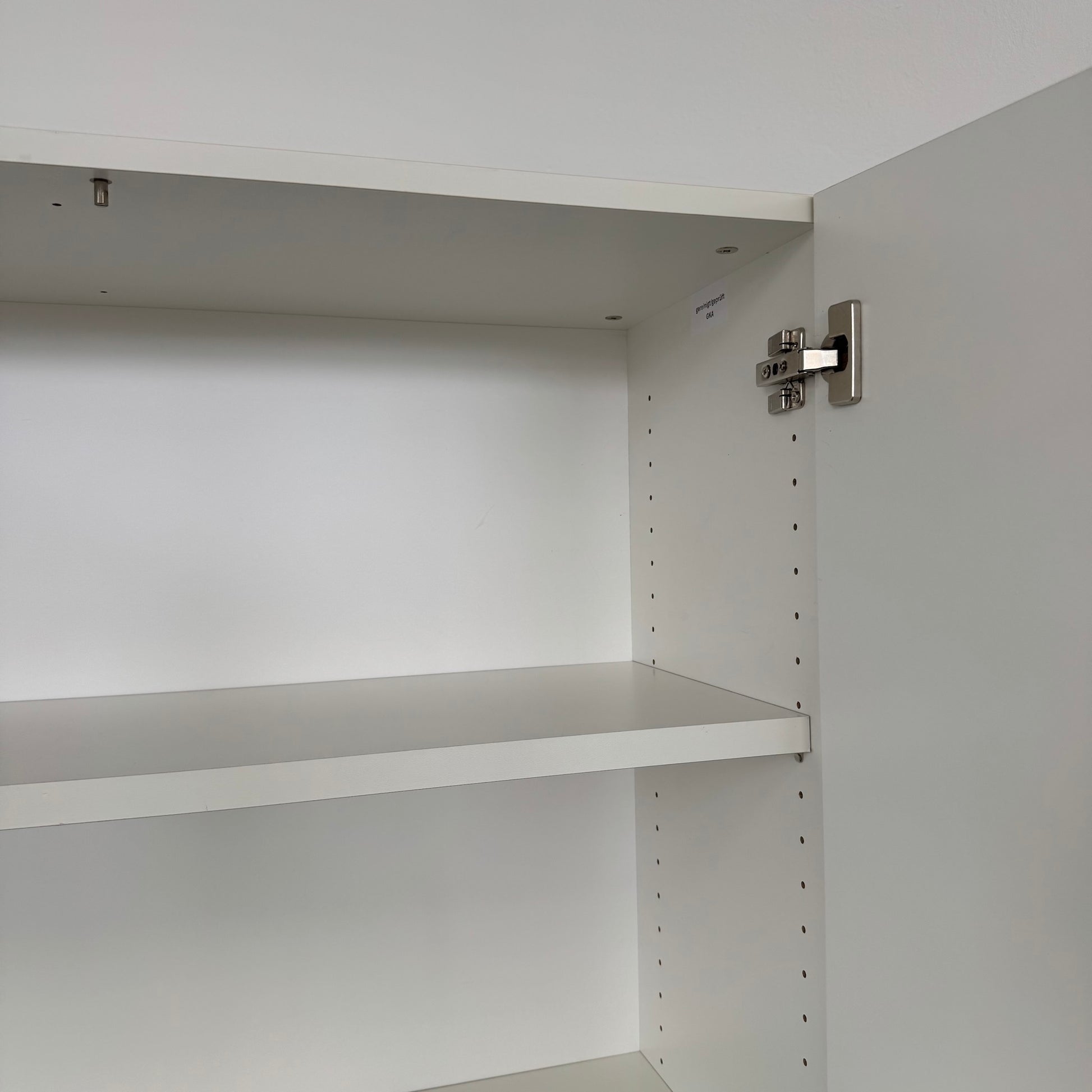 Zemp Classic Flügeltürschrank Detailfoto