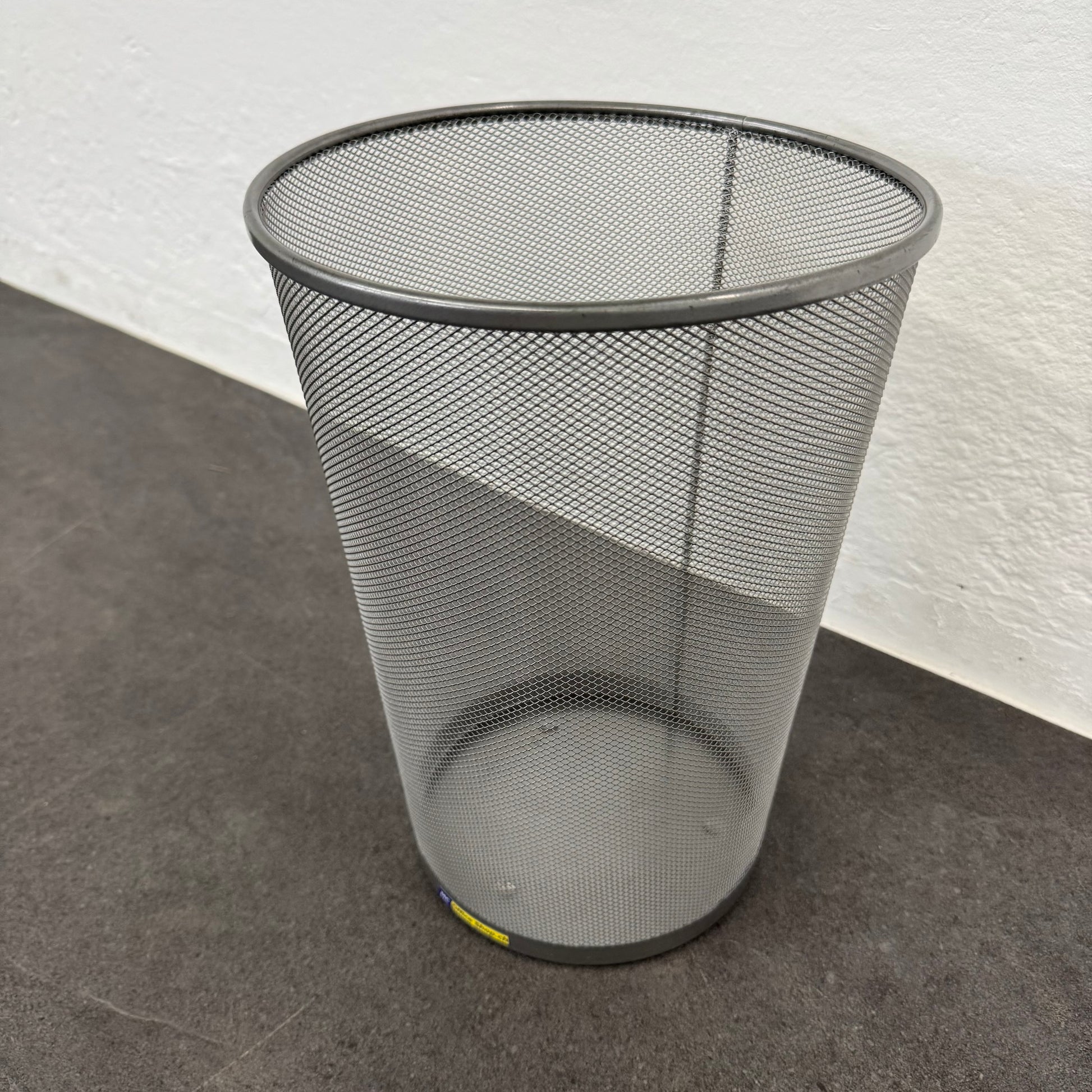 Interio Basic Abfalleimer von rechts