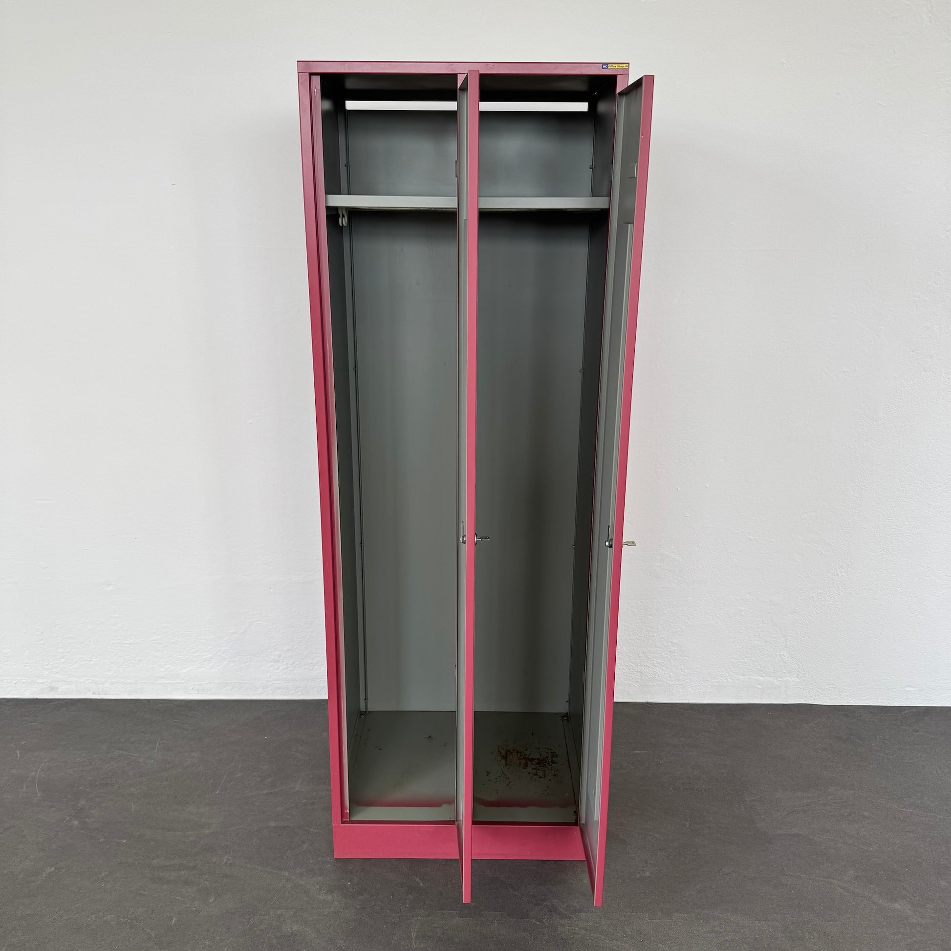 Lista Classic Garderobenschrank mit  allen Abteilen offen