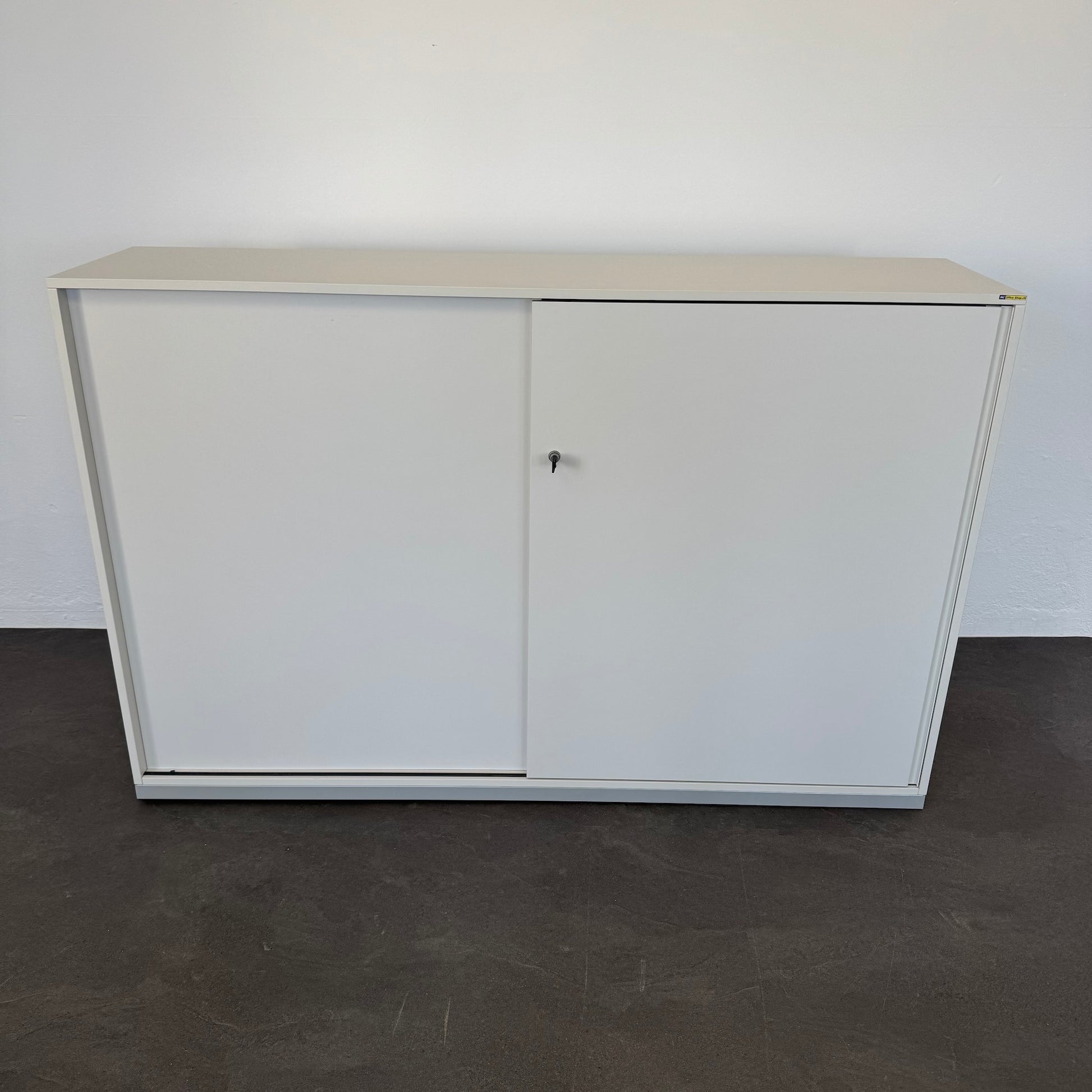 Steelcase Share It Duo Schiebetürschrank Spanplatte Weiss