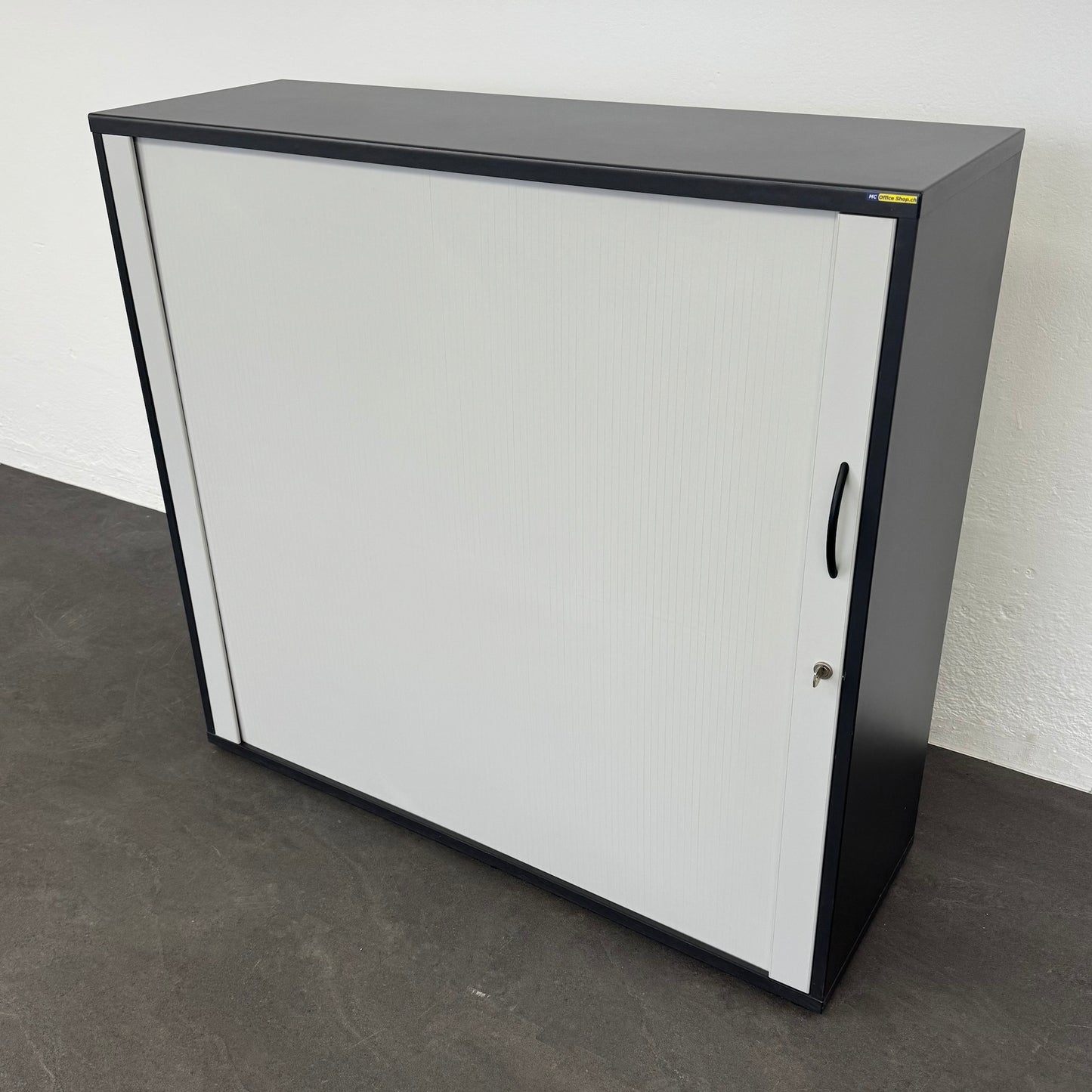 Elan Euroffice Lateralschrank mit Schlüssel