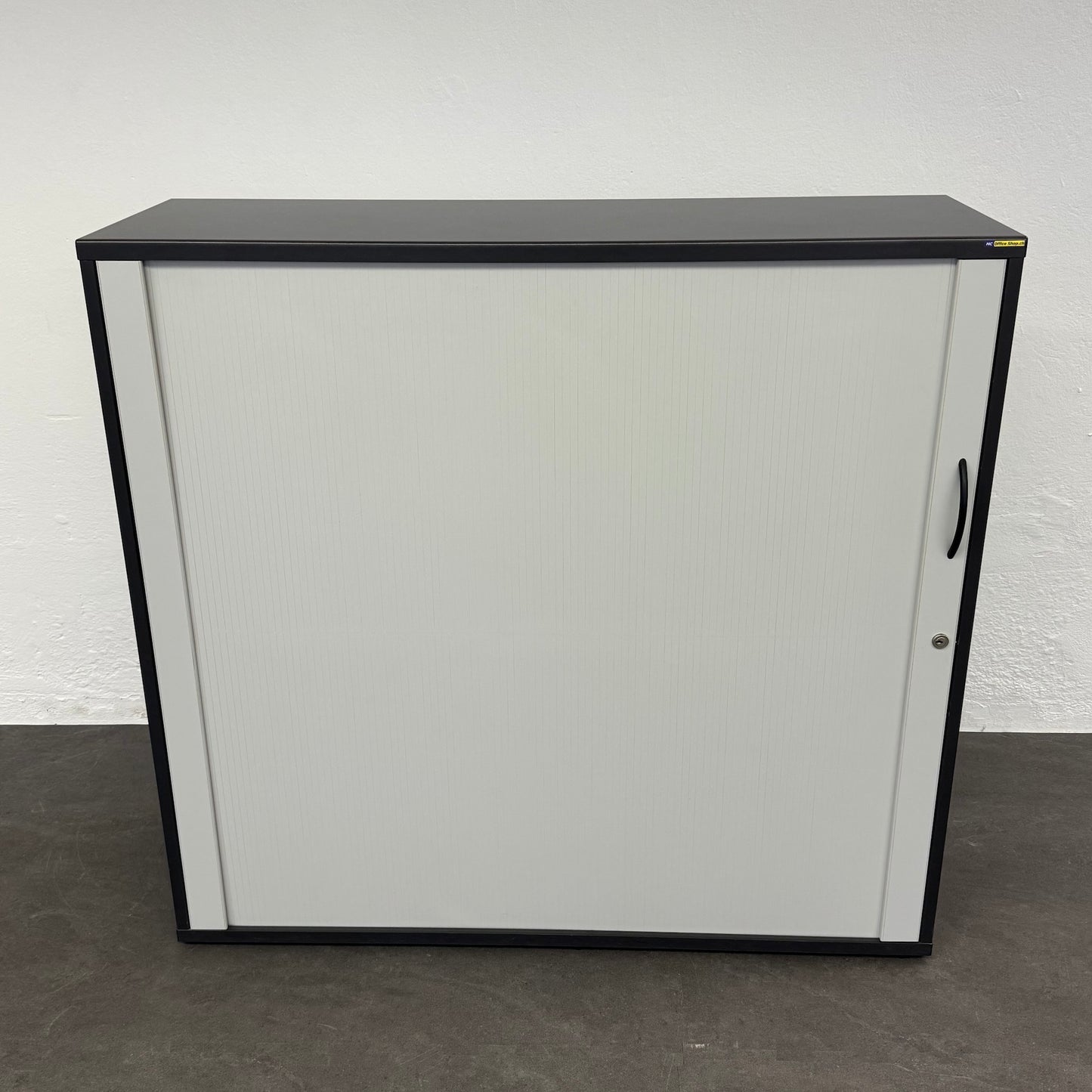 Elan Euroffice Lateralschrank aus Spanplatte Anthrazit und Lichtgrau