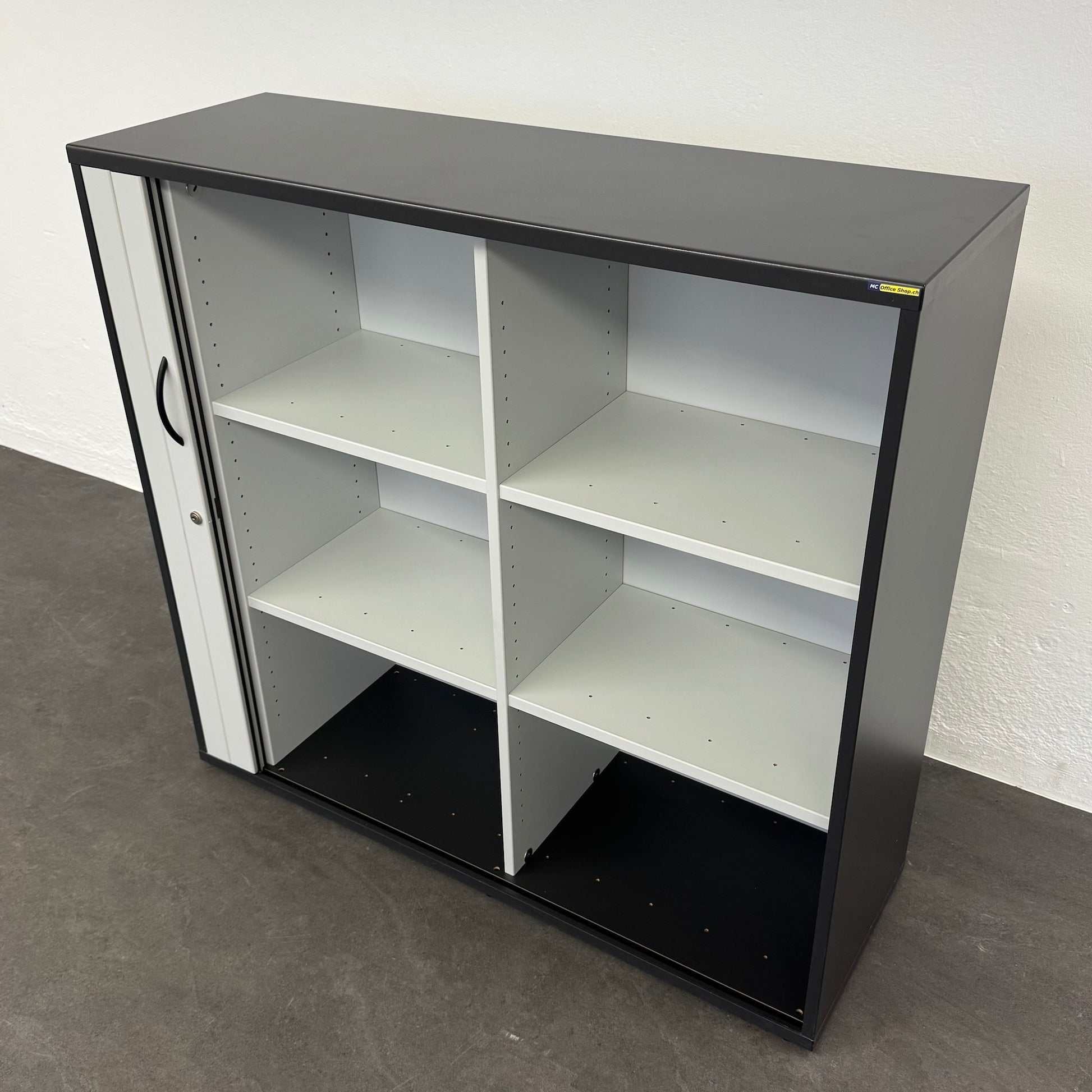 Elan Euroffice Lateralschrank mit Mitteltrennwand