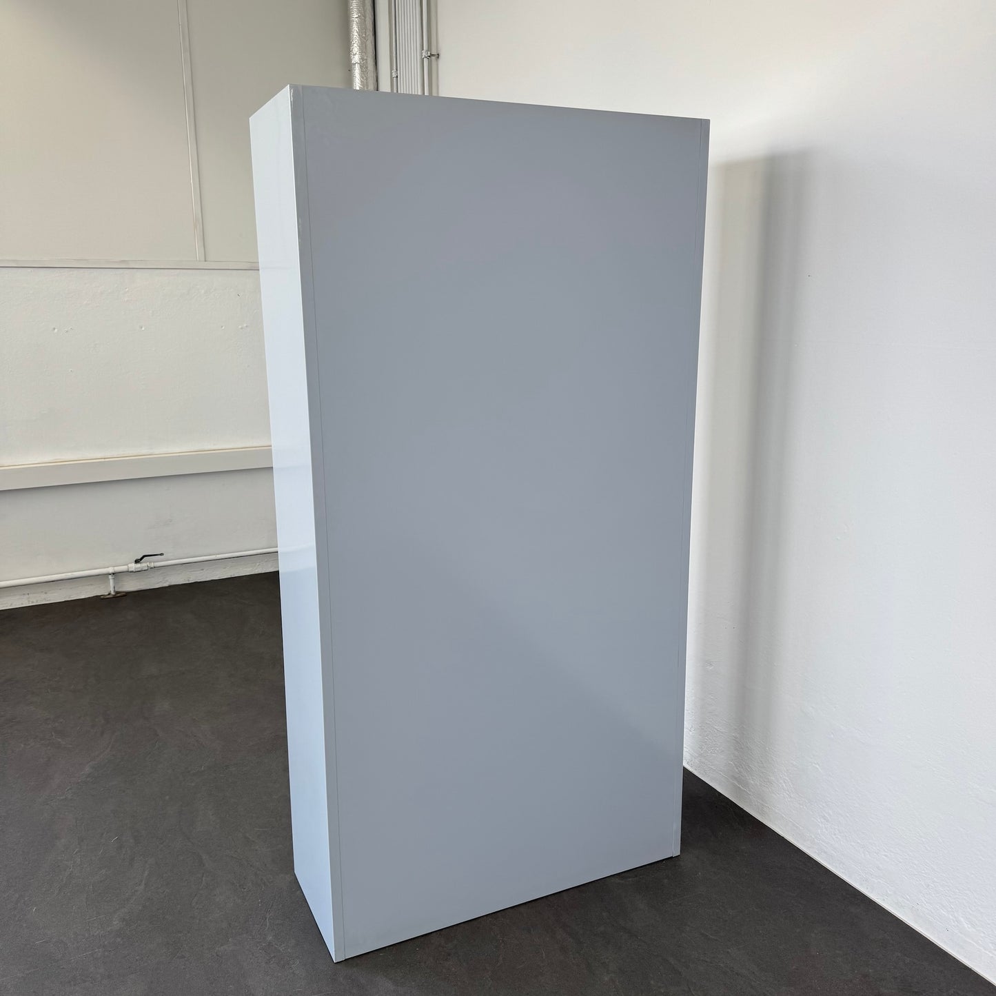 Lista Office Storage Flügeltür-Aktenschrank Ansicht von hinten