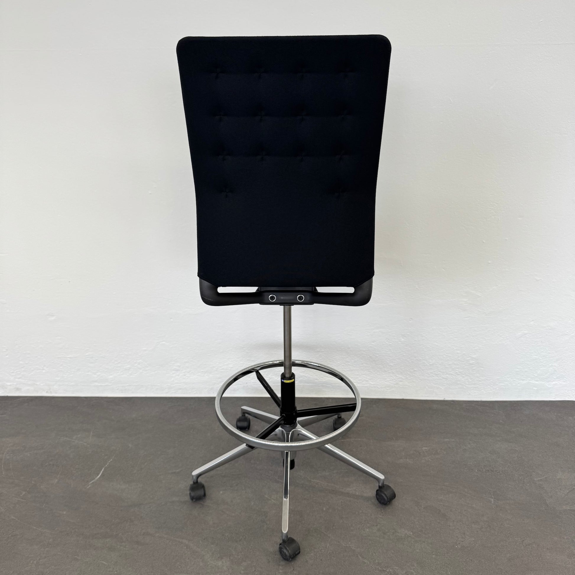 Vitra ID Trim Bürodrehstuhl Ansicht von hinten