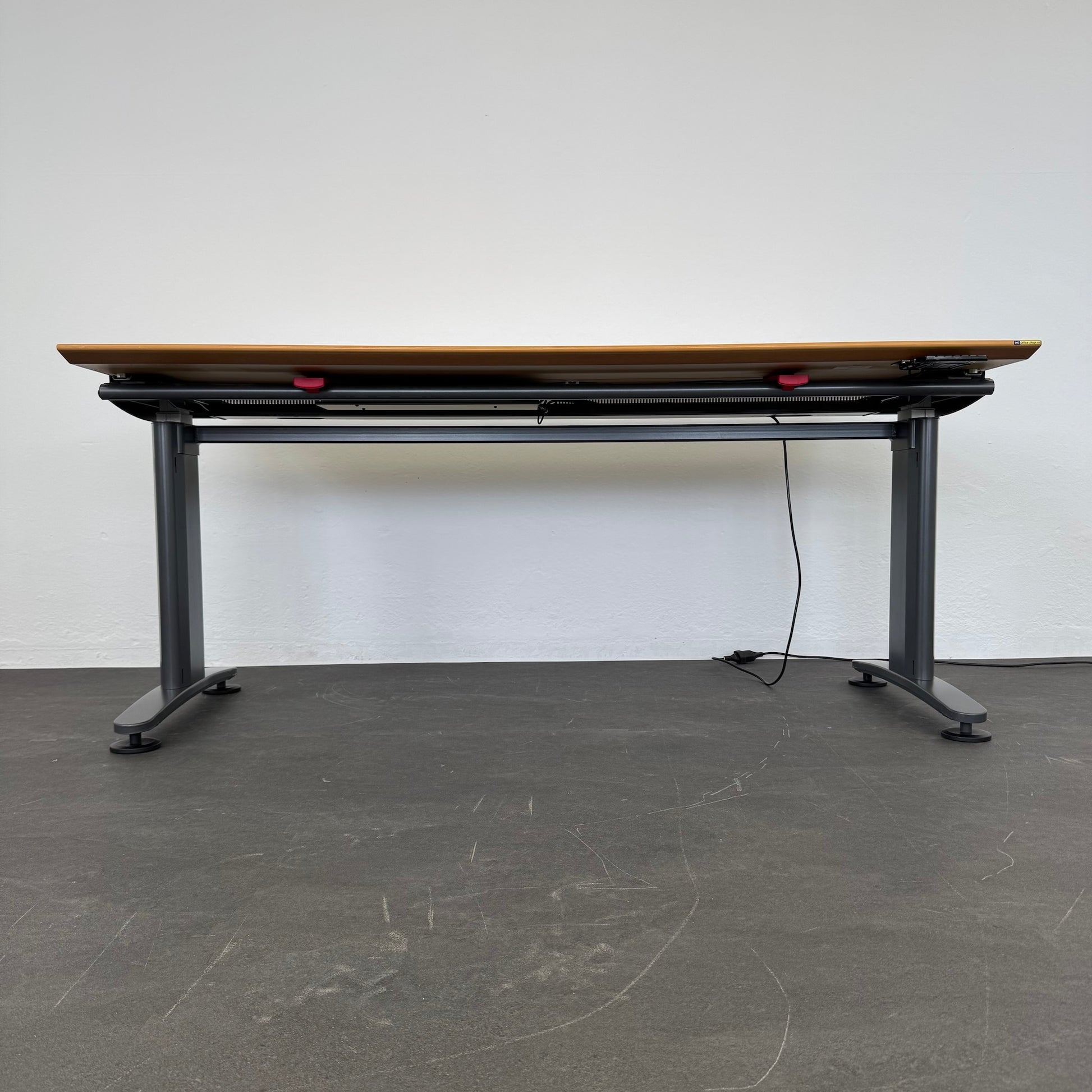 Ergodata System Desk Sitz-Steh Schreibtisch von unten