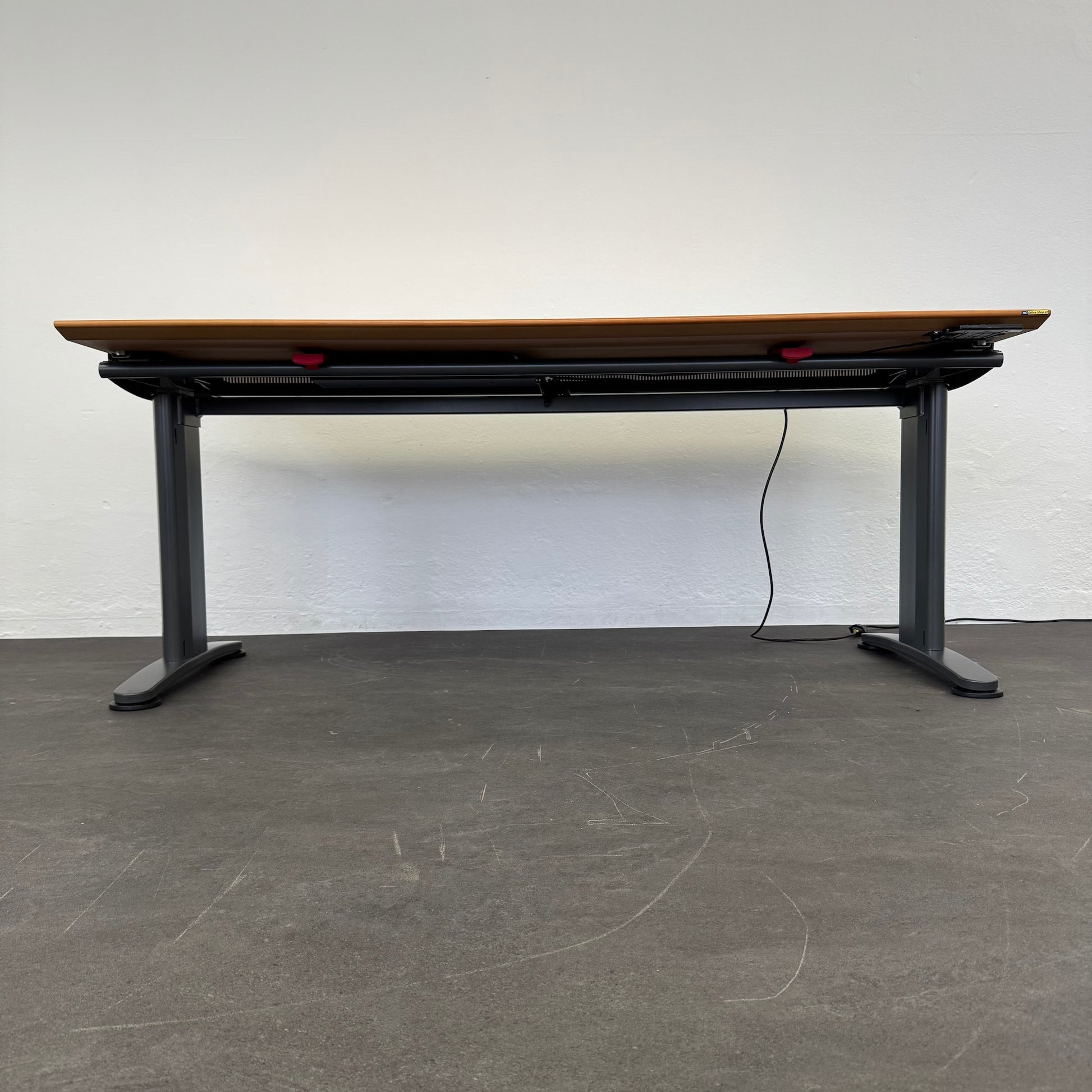 Ergodata System Desk Sitz-Steh Schreibtisch von unten