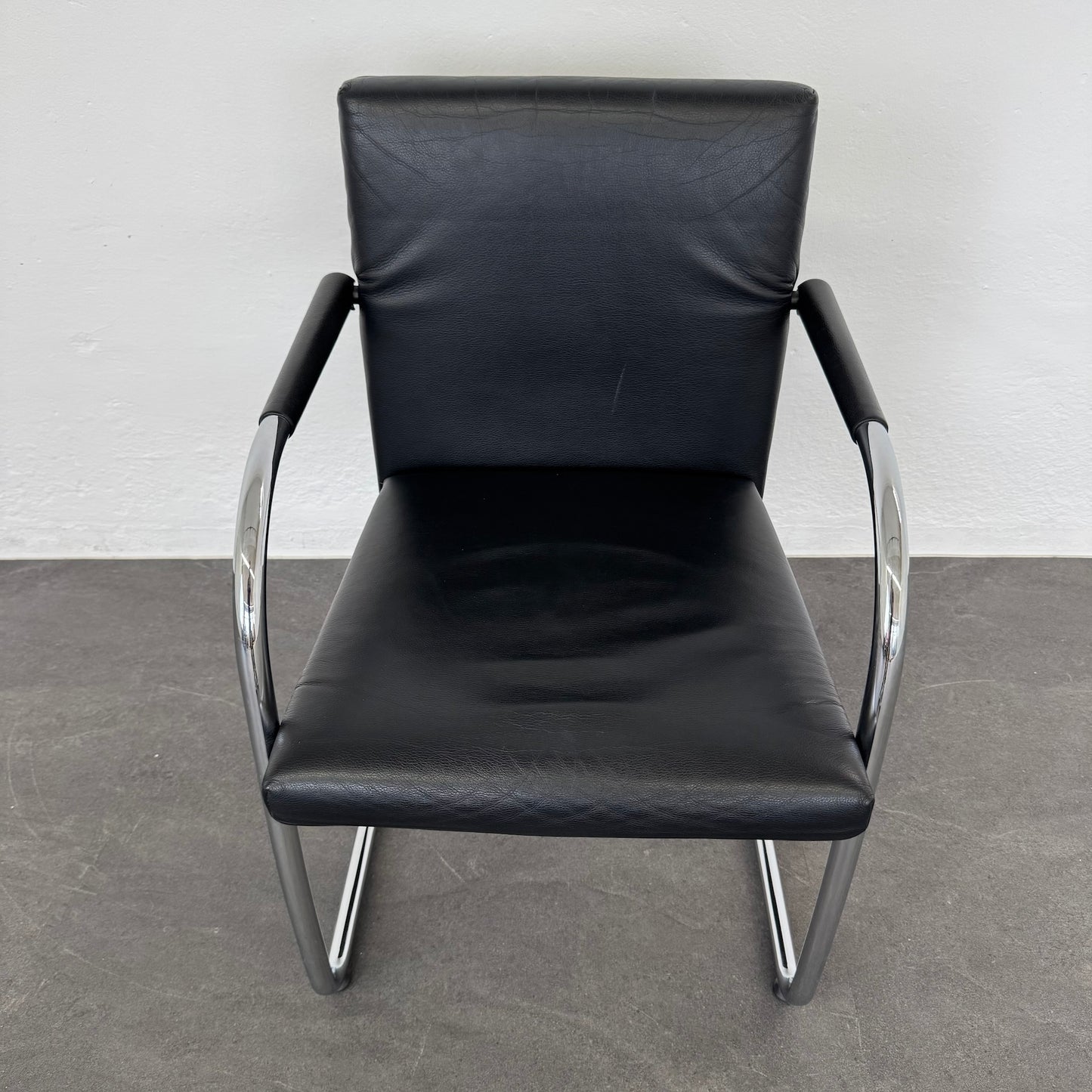 Vitra Visasoft Freischwinger Bezug Leder Schwarz