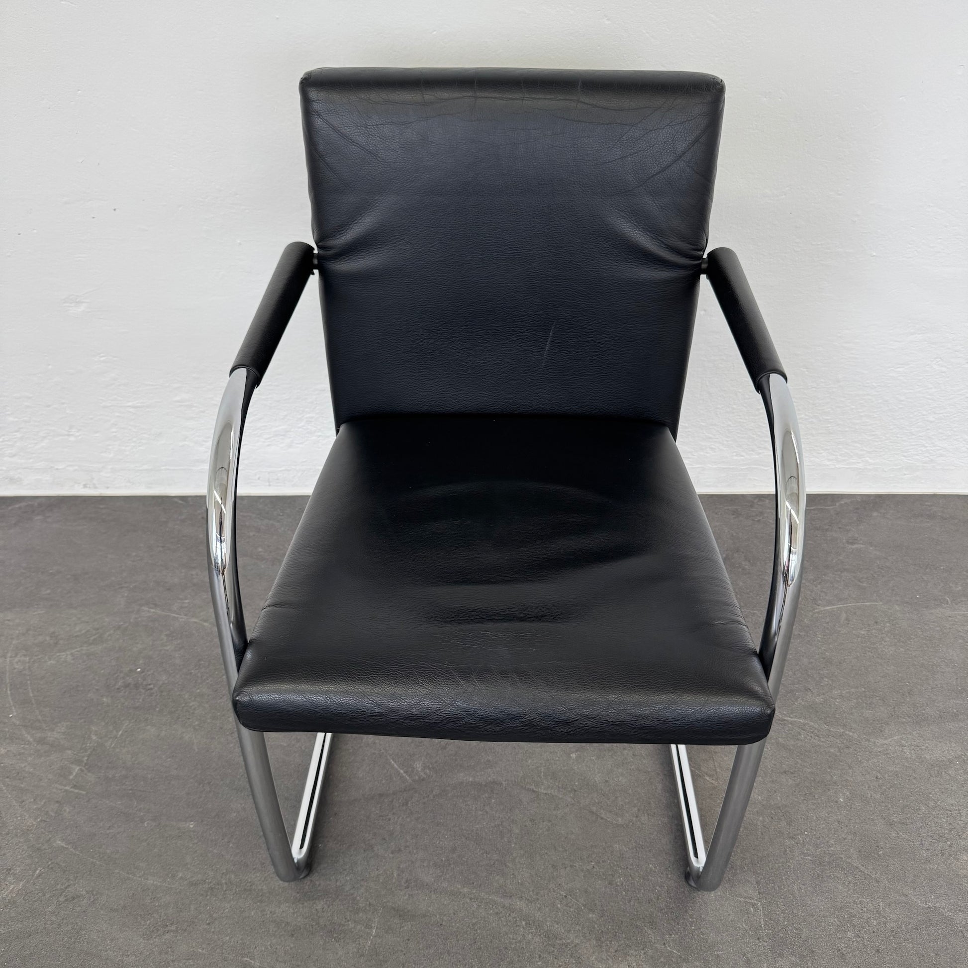 Vitra Visasoft Freischwinger Bezug Leder Schwarz