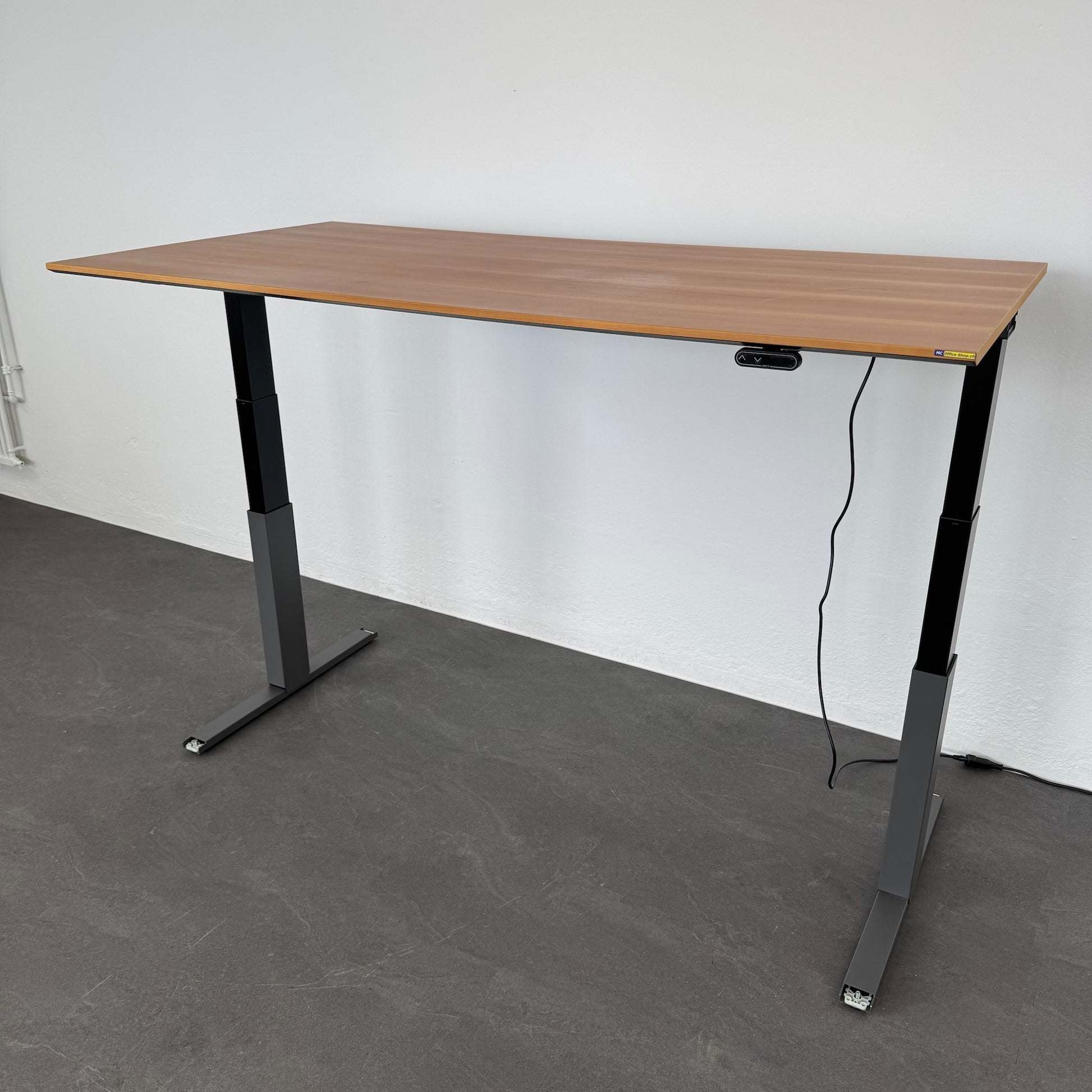 Lista Office Extend Sitz-Steh-Schreibtisch mit CPU-Halter