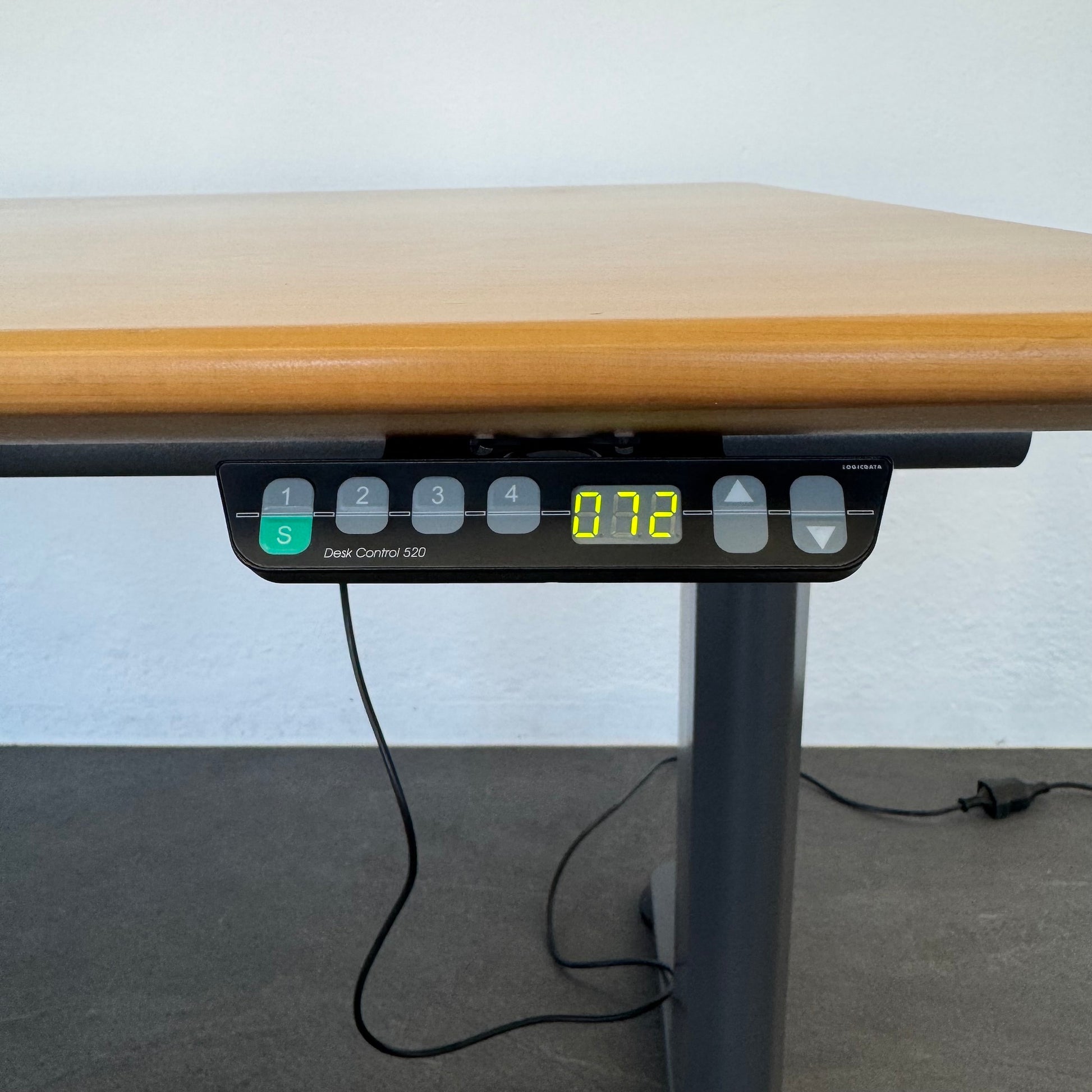 Ergodata System Desk Sitz-Steh Schreibtisch Detailfoto Memory Steuerung