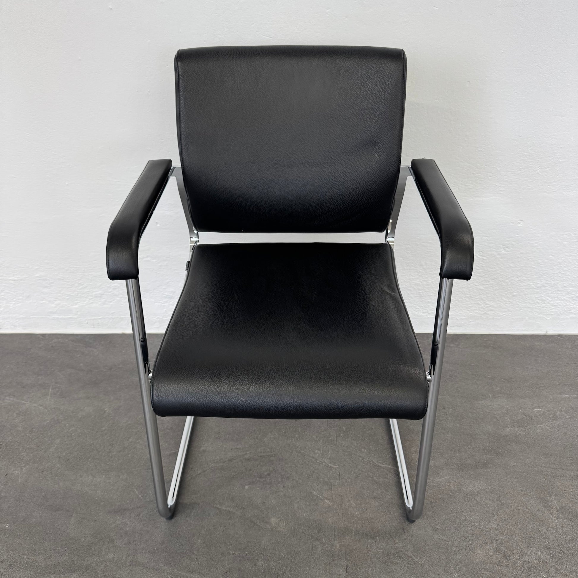 Wilkhahn Sito Freischwinger aus schwarzem Leder