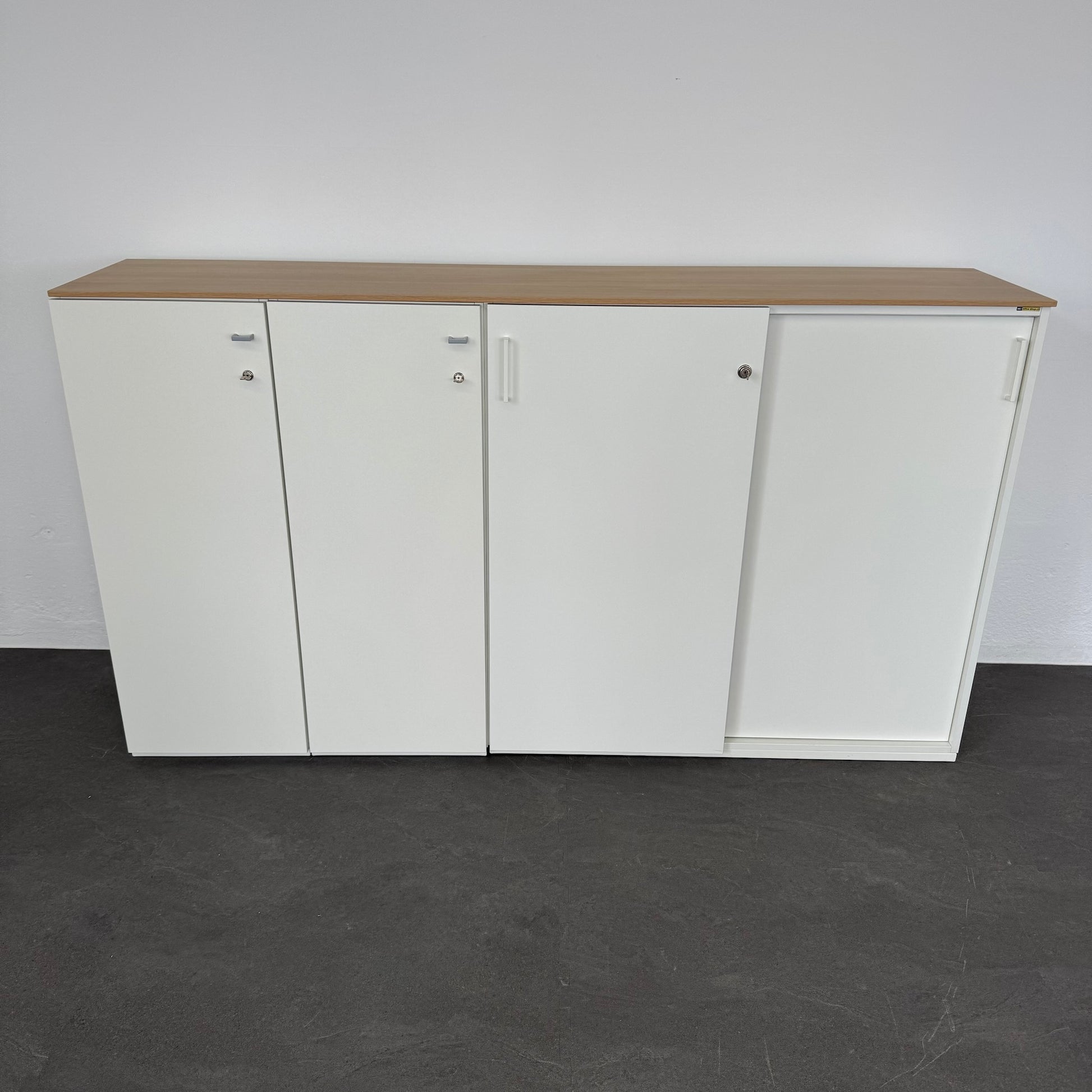 König + Neurath ACTA Classic Aktenschrank aus Spanplatte weiss mit Akzien-Deckblatt