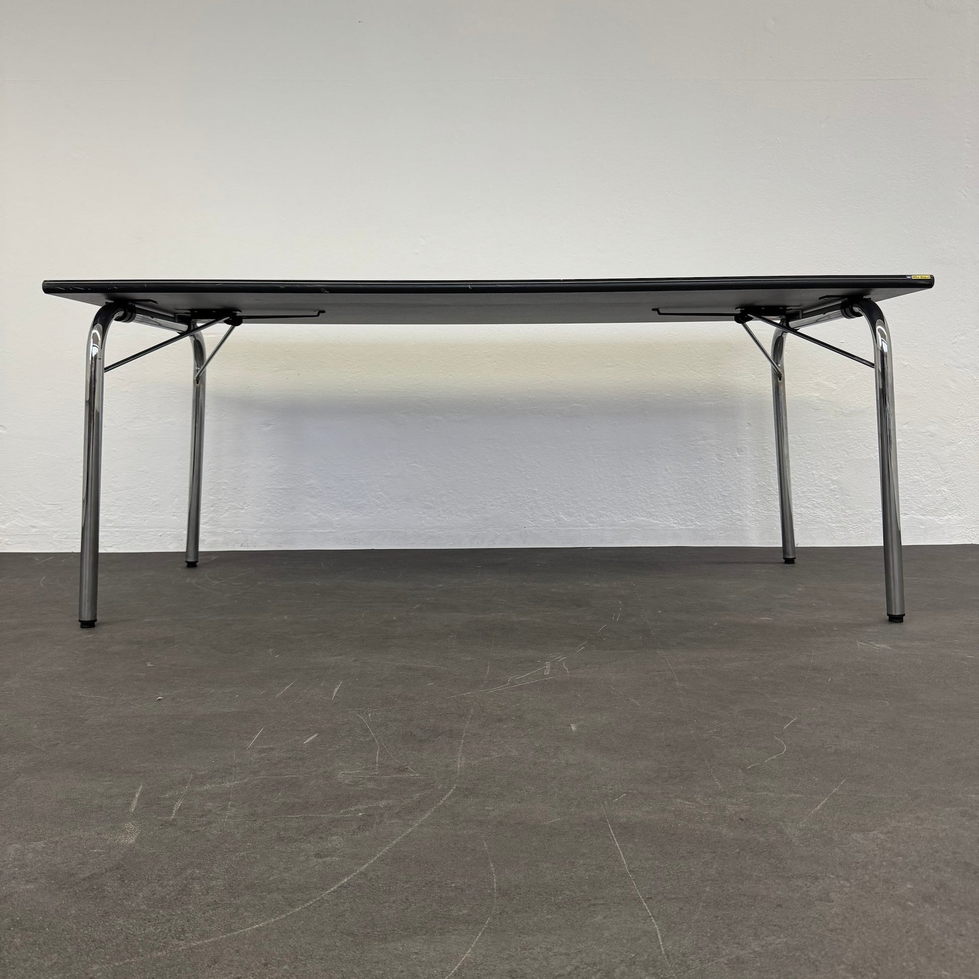 Top Design BigFree Klapptisch von unten
