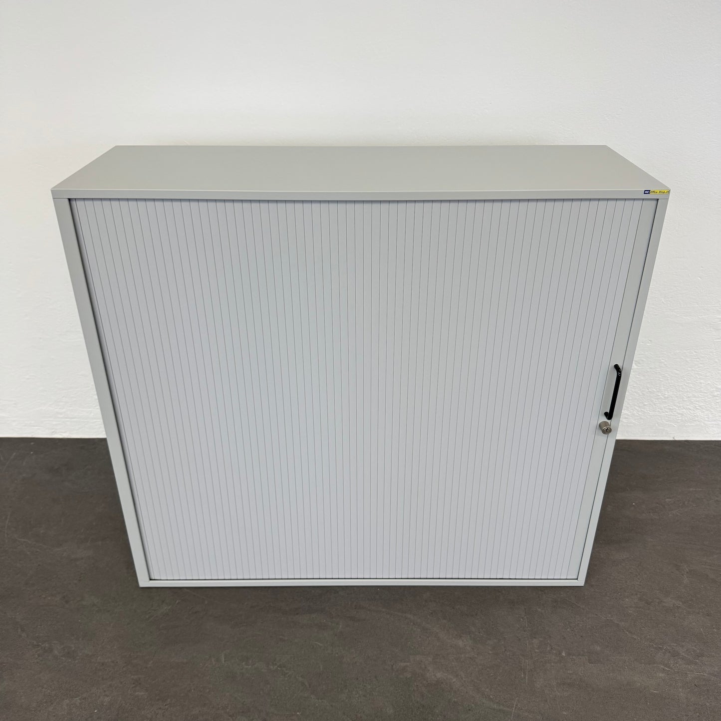 Bigla Classic Lateralschrank aus Metall in Lichtgrau