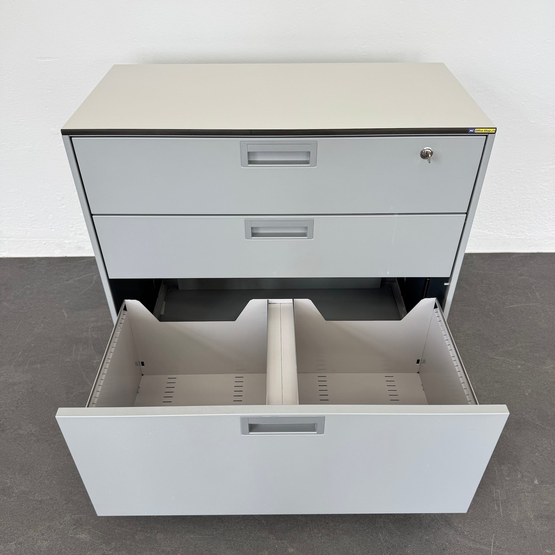 Lista Office Qub Modul-Kombination  mit HR-Auszug offen